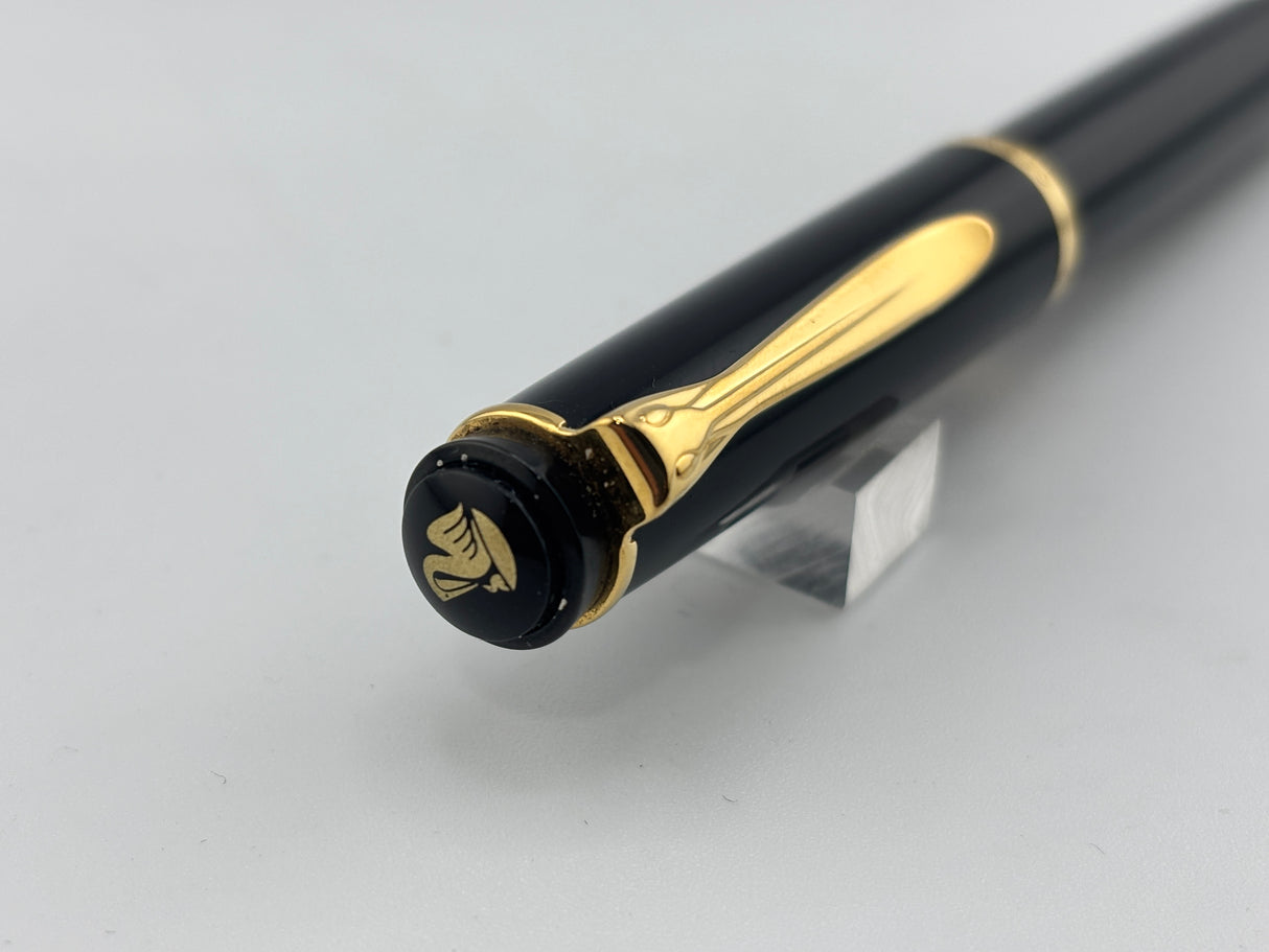 Pelikan R200 Black gold trim - Roller Ball