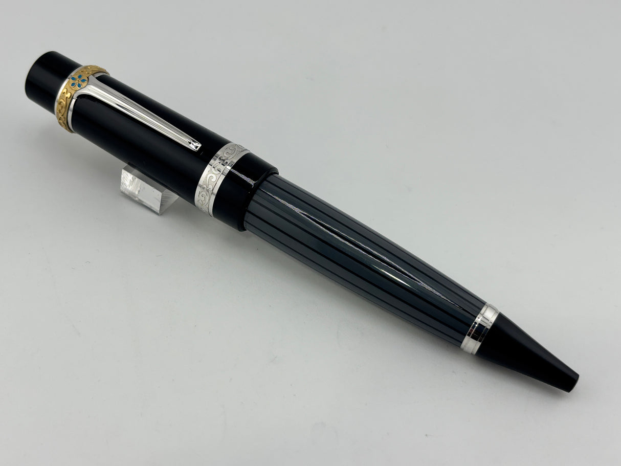 Montblanc Honore de Balzac Writers Edition  - Ball Pen ( Please read carefully )