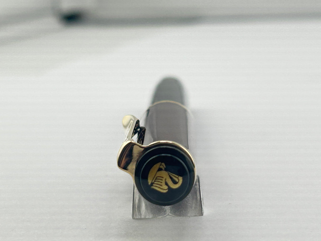 Pelikan M200 Black Barrel and Burgundy Cap and ends Fountain Pen Gold Plated Trim