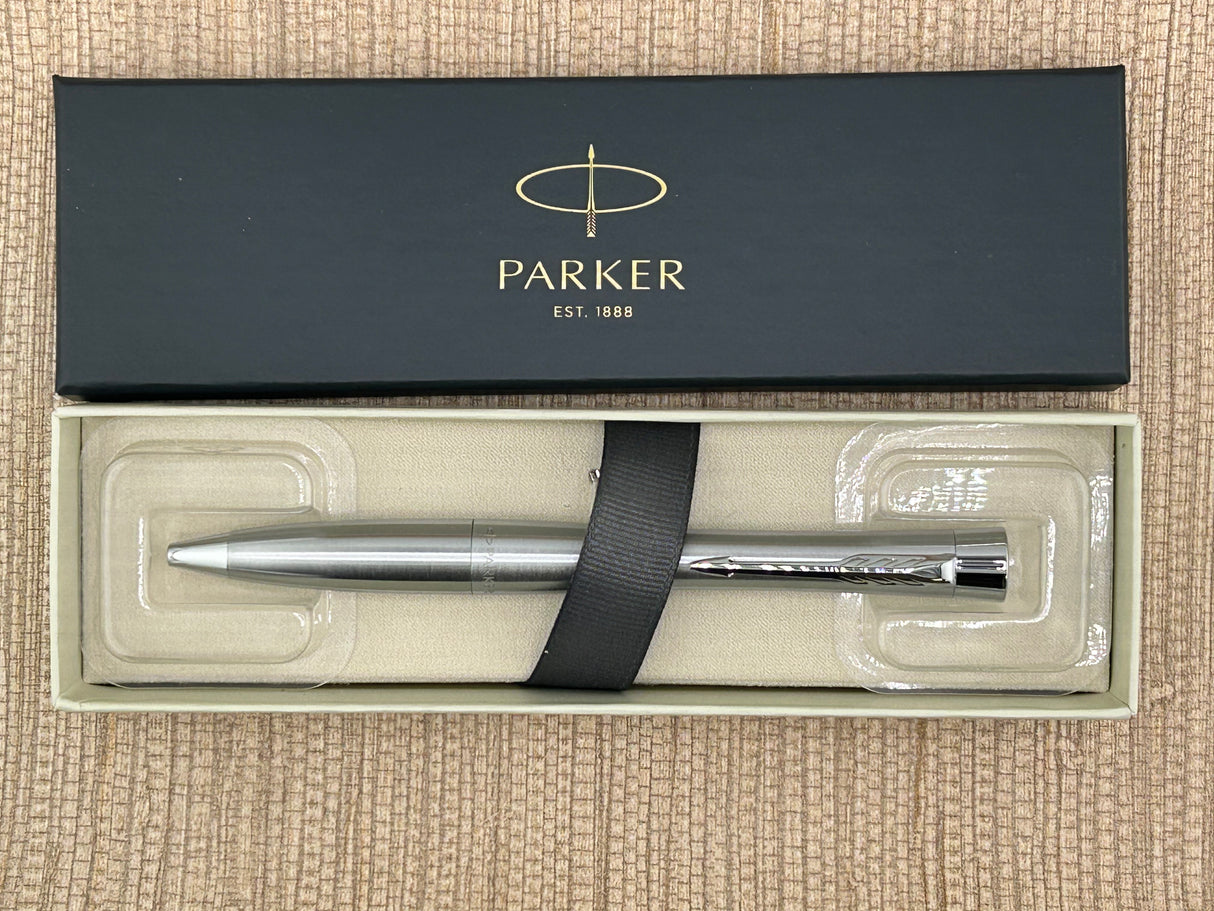 Parker Urban Metro Metallic Chrome Trim - Ballpoint Pen