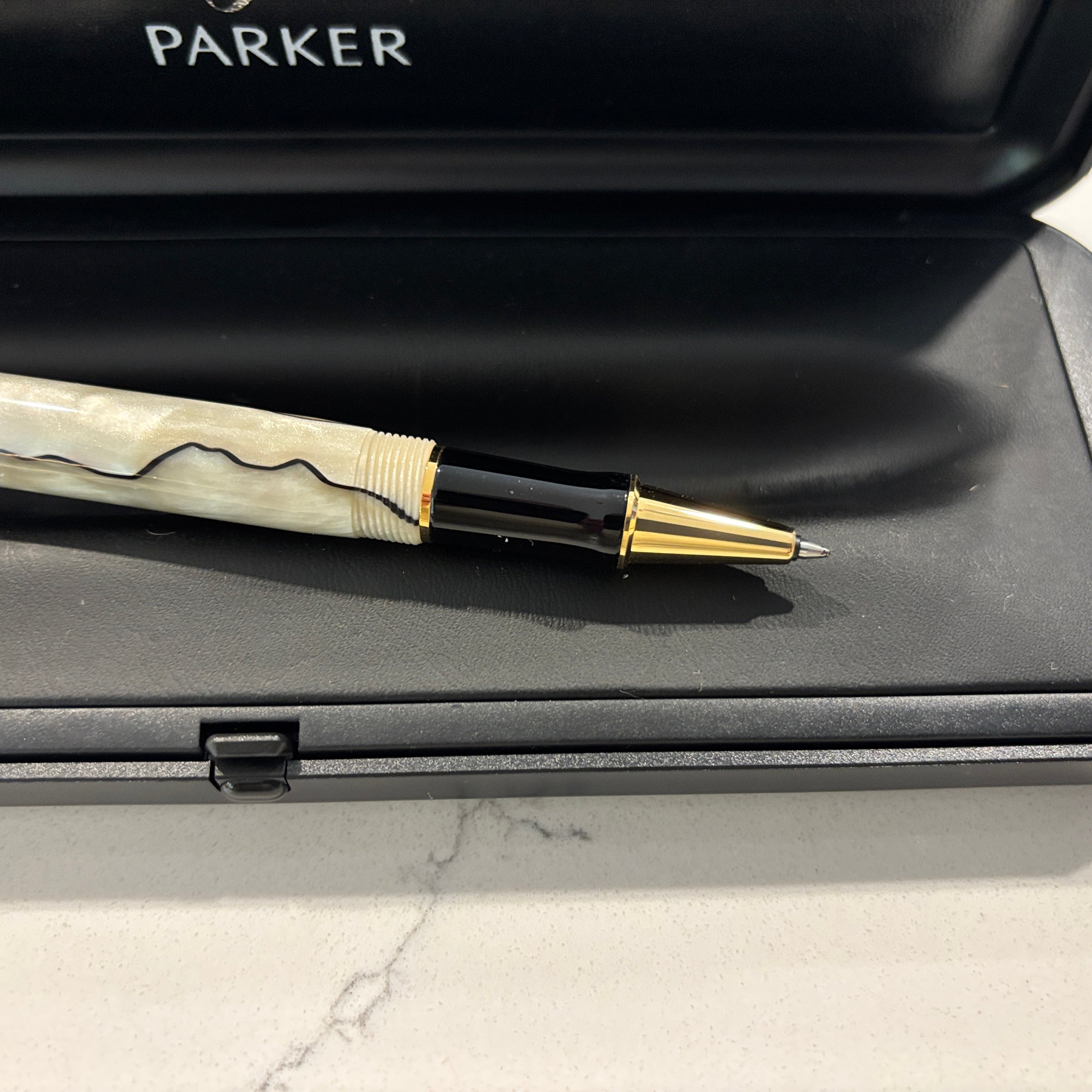 Parker Duofold Black and Pearl Rollerball - – Fountain Pen Hospital