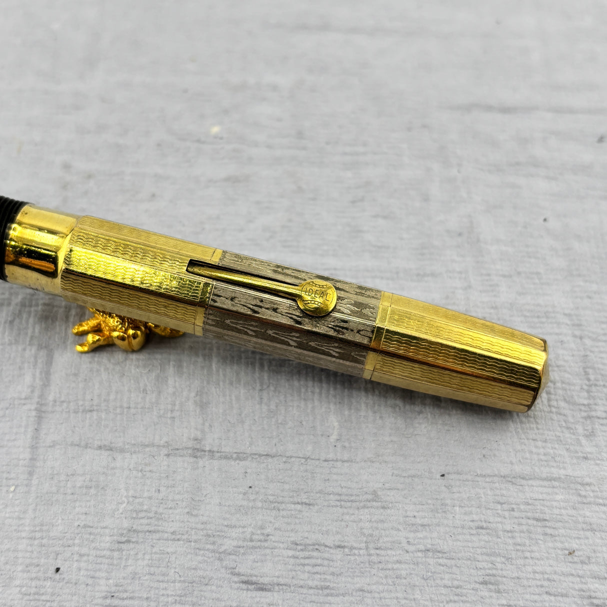 Waterman's Made in France Rolled Gold Faceted Fountain Pen