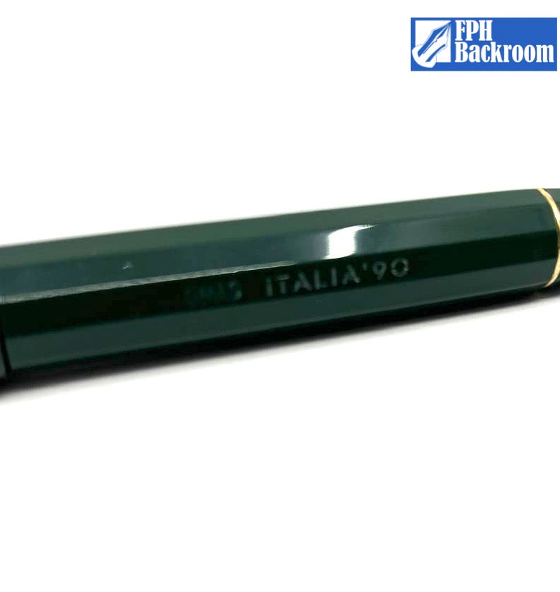 Omas Italia '90 Racing Green Facetted Large Paragon Fountain Pen