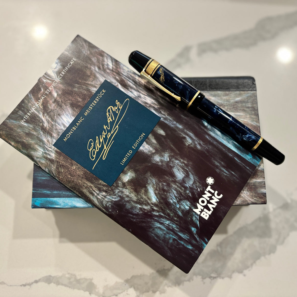 Montblanc Edgar Allan Poe Limited Edition - Fountain Pen -  Broad 18kt Gold Nib