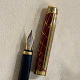 Elysee Chinese Lacquer  Parthenon  Trajan Rouge - Fine 18kt Gold Nib