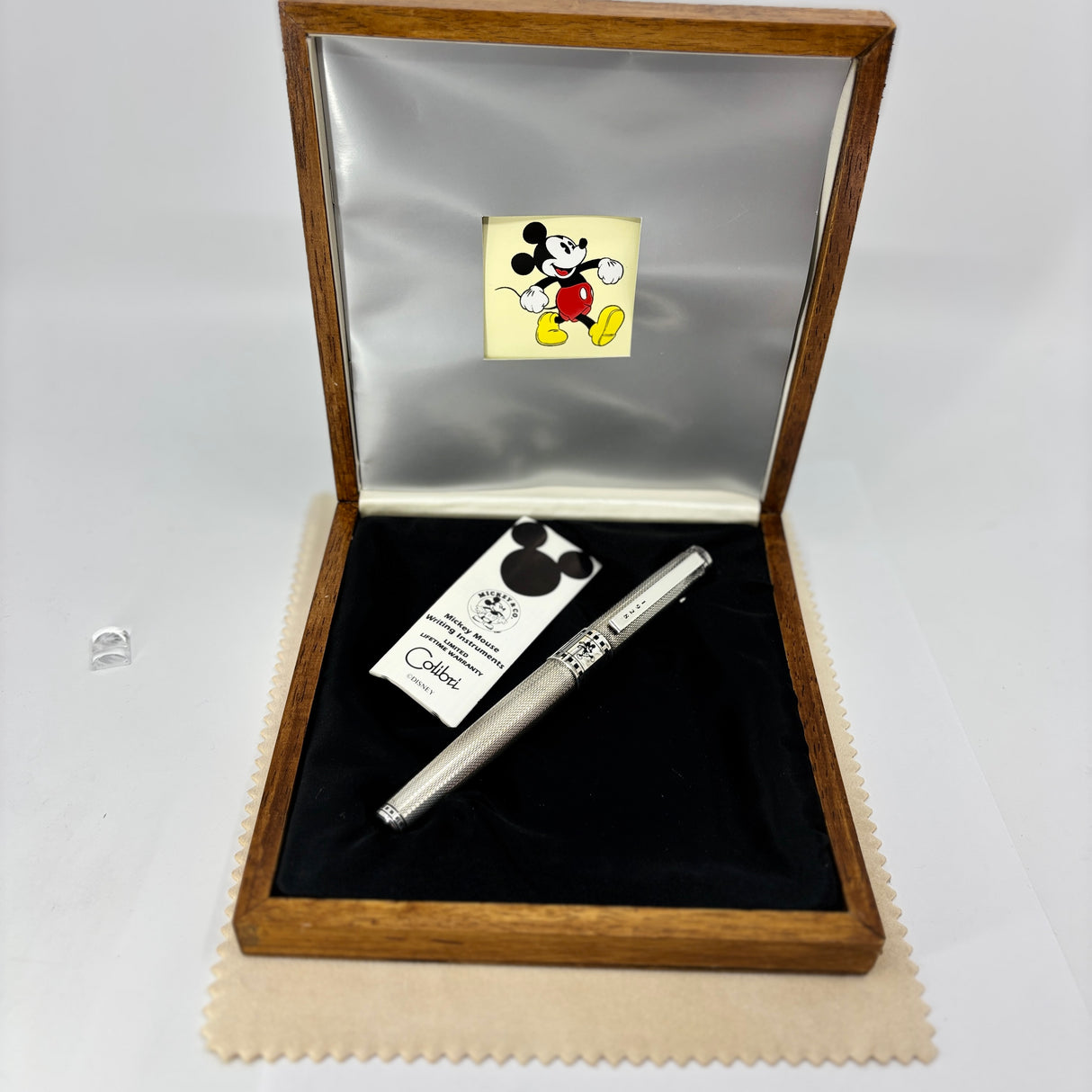 Colibri Mickey Mouse full sterling silver .925 Limited Edition Fountain Pen - Fine 18kt Gold Nib