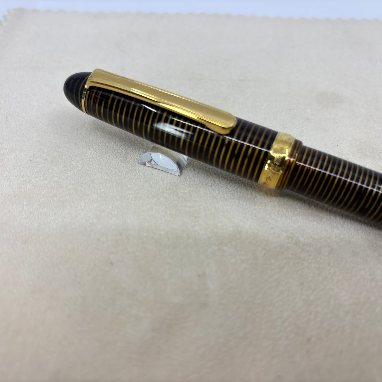 Platinum 3776 Gold Striped Celluloid - THE rarest color of celluloid in the Series-14 kt Gold Music NIB !!