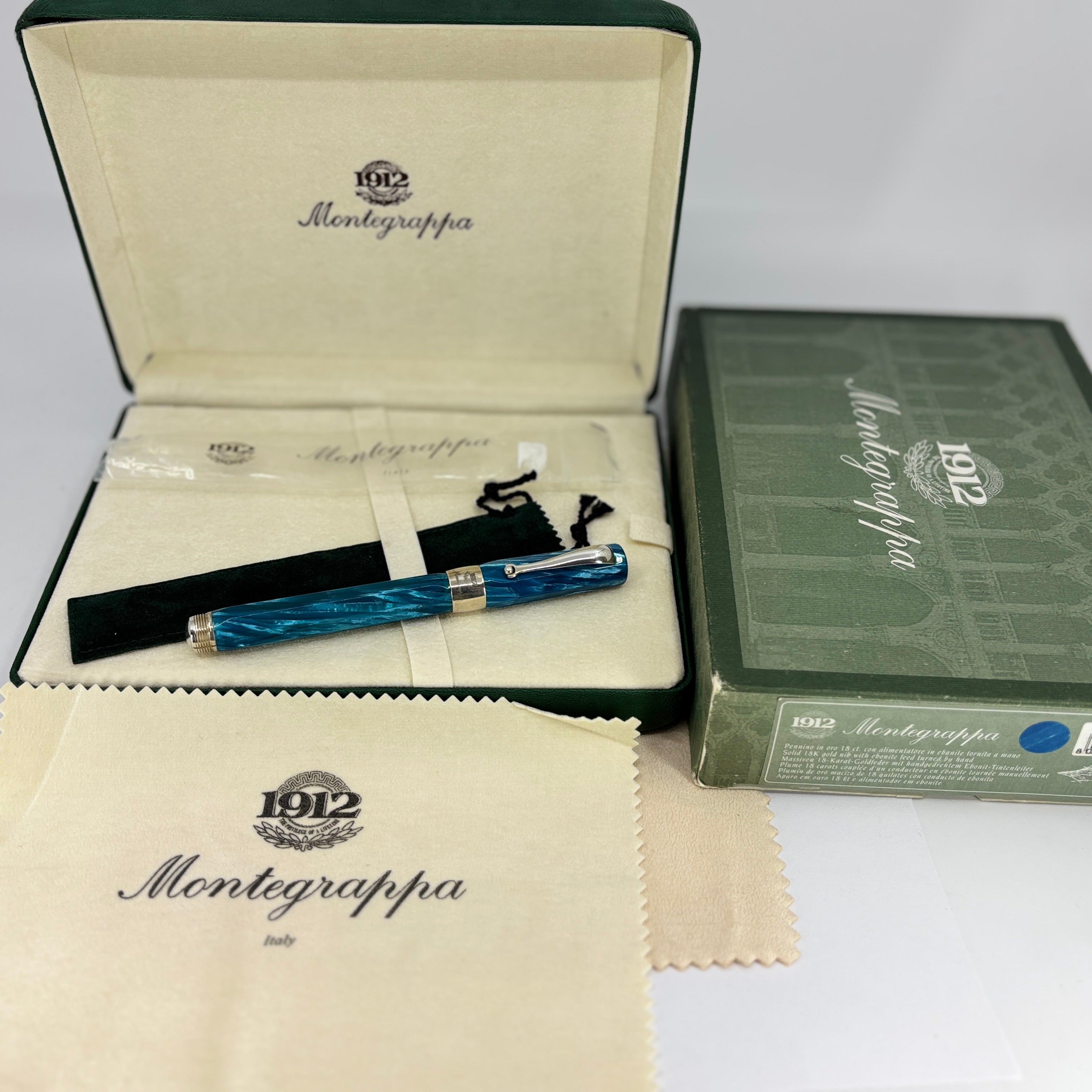 Montegrappa 1912 Symphony Turquoise Blue Celluloid Fountain Pen