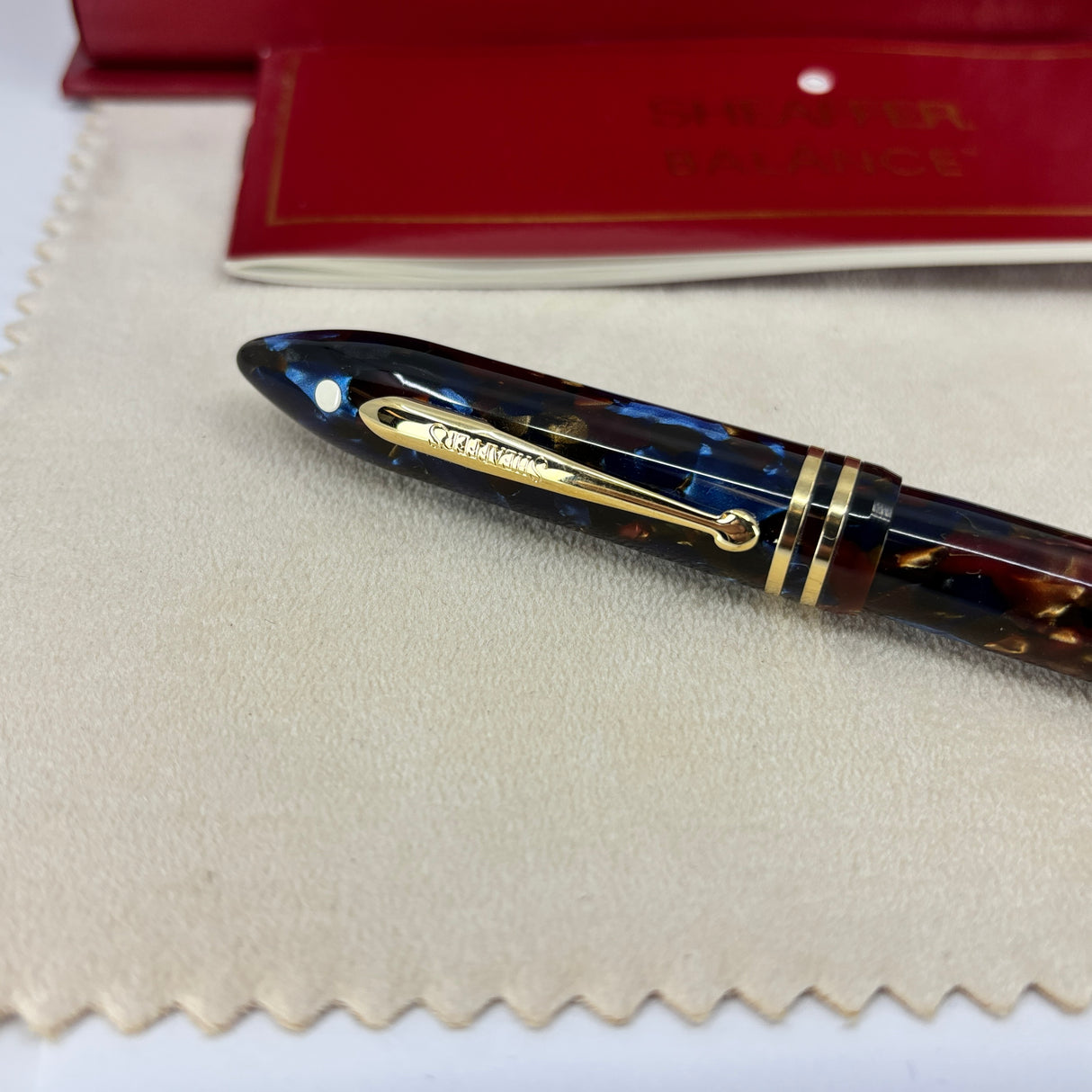 Sheaffer Balance II Aspen Marbled Blue  Special Edition circa 2000 - Broad 14kt Gold Nib