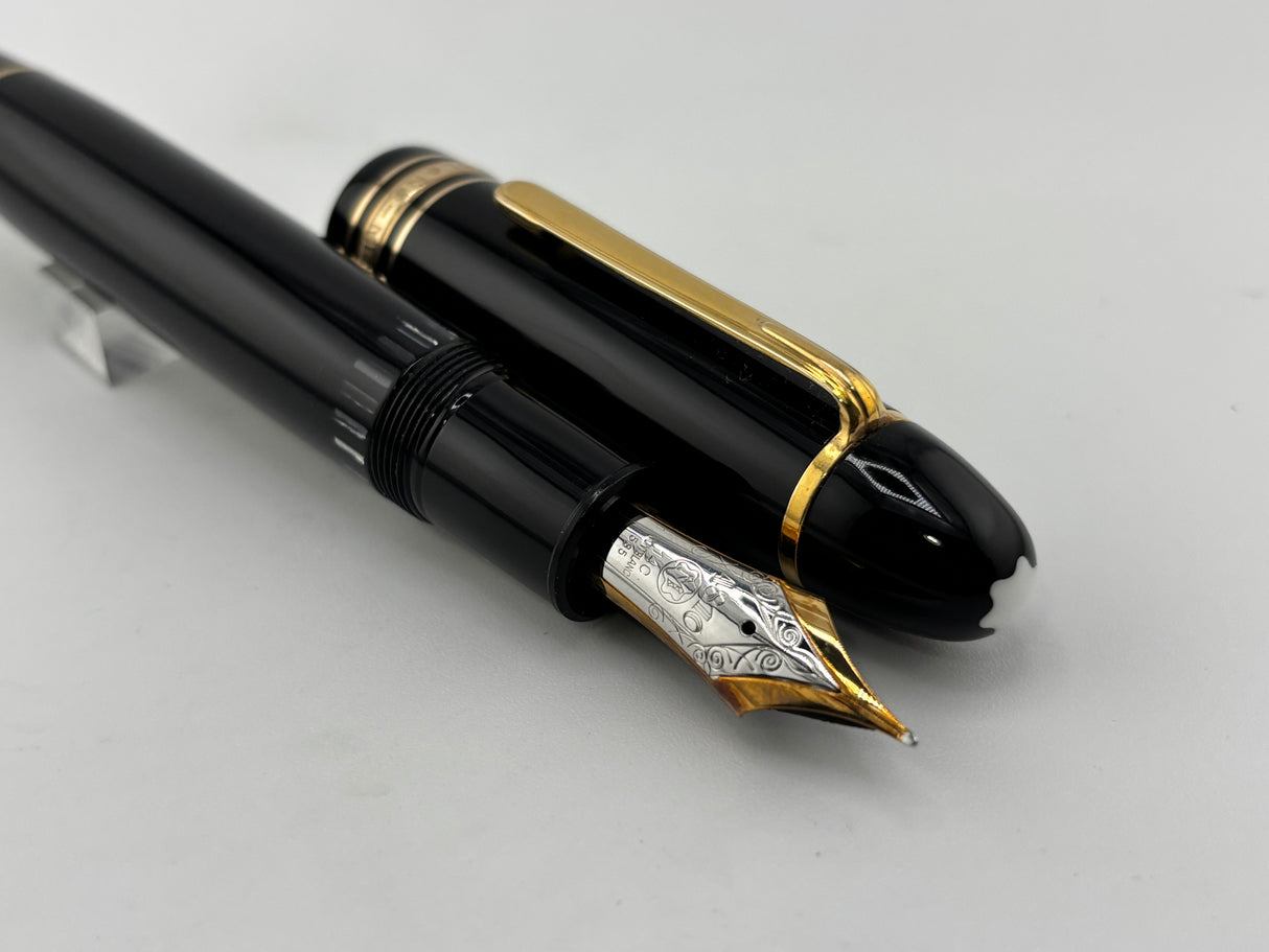 Montblanc Meisterstuck #149 (Largest) Fountain Pen   -   Flexible  Medium 14C Gold Nib