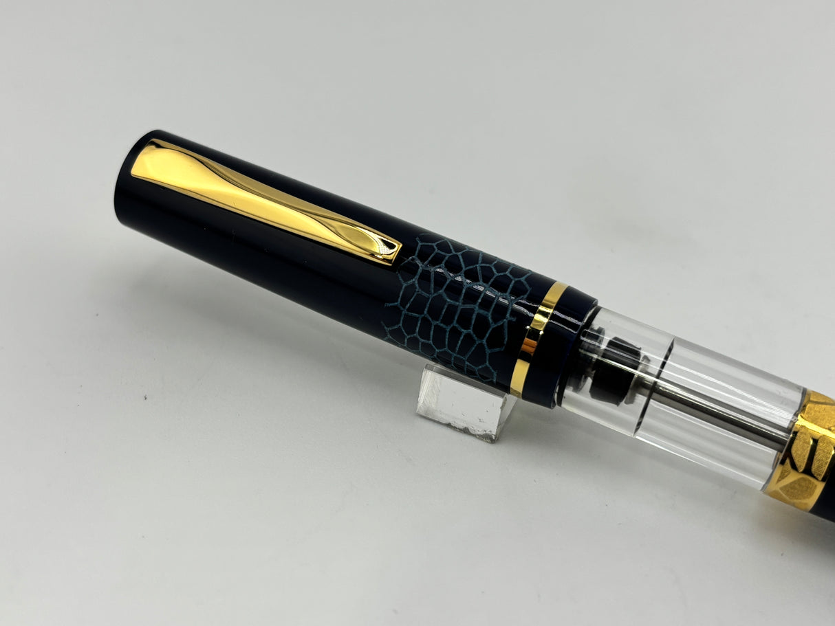 Gioia Luminosa Blue  ink view piston filler - Fountain Pen