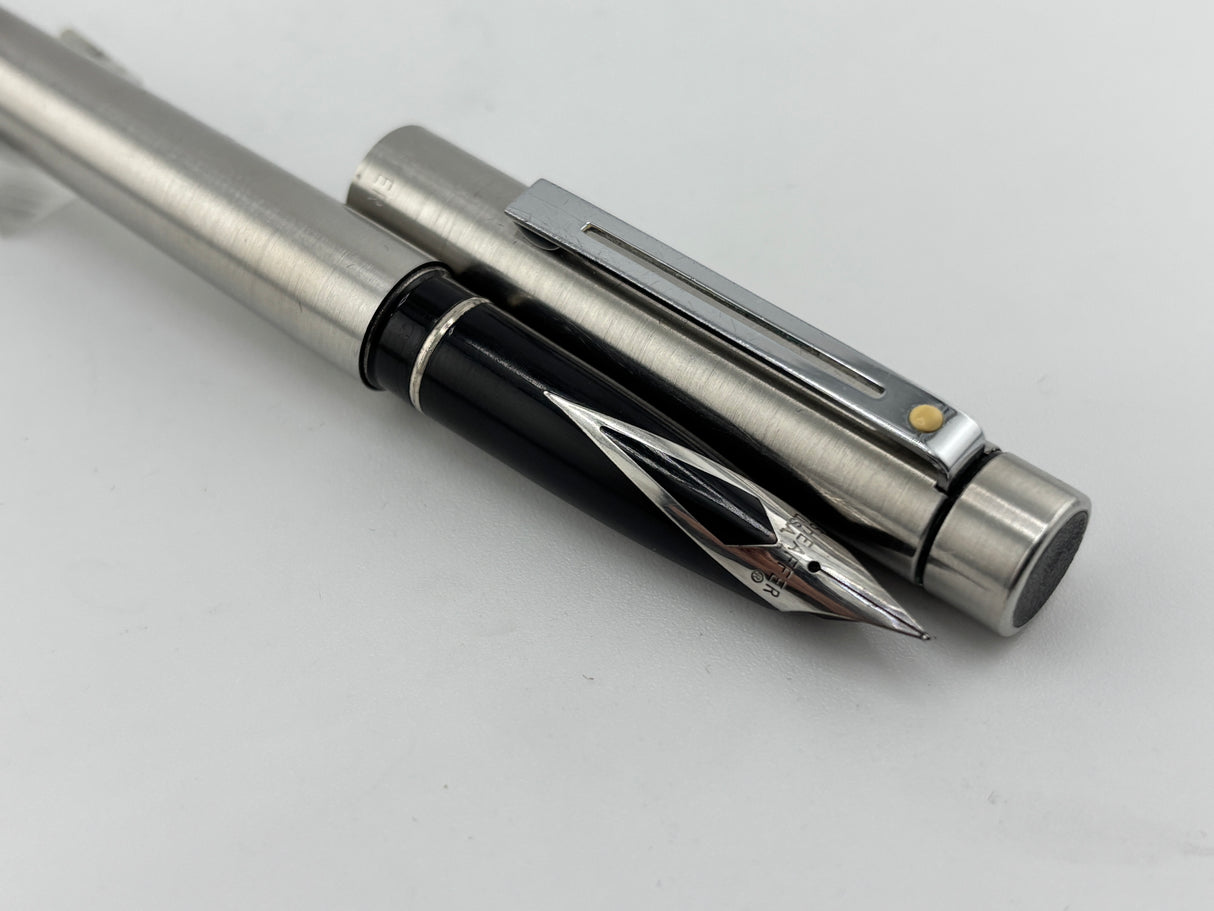 Sheaffer Targa Stainless steel brushed  - Fountain Pen