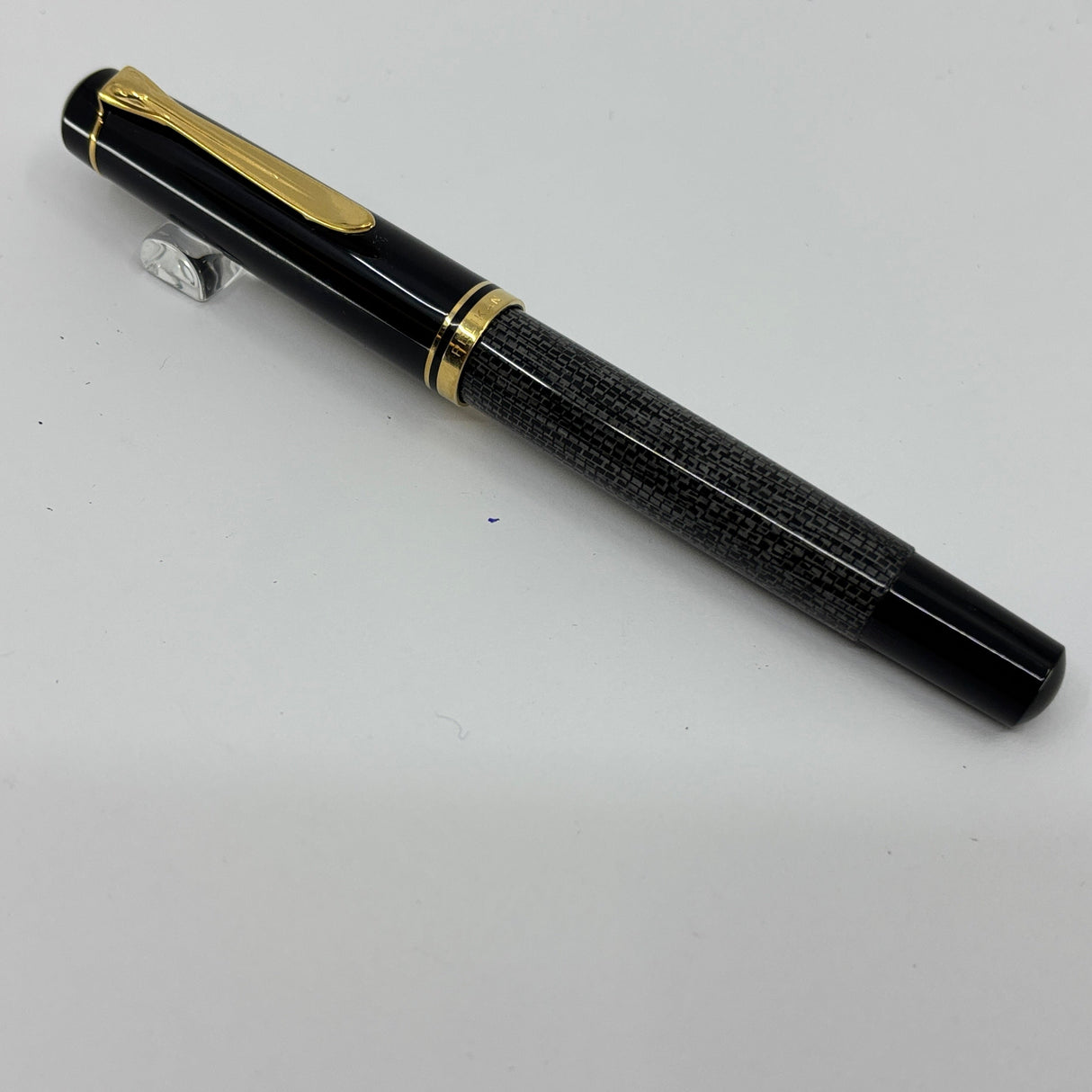 Pelikan Rare & Unusual R250 Rollerball - Resin Barrel In Gray Lizard Design - Gold Plated Trim