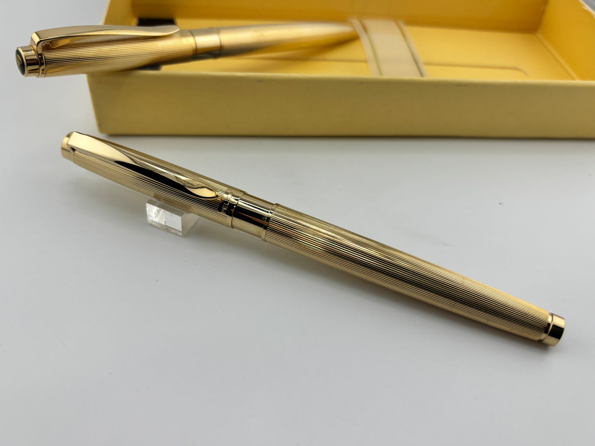 PELIKAN P590 Set Heavy gold plated fluted superb quality Gold nib 14k - Ball Pen and Fountain Pen