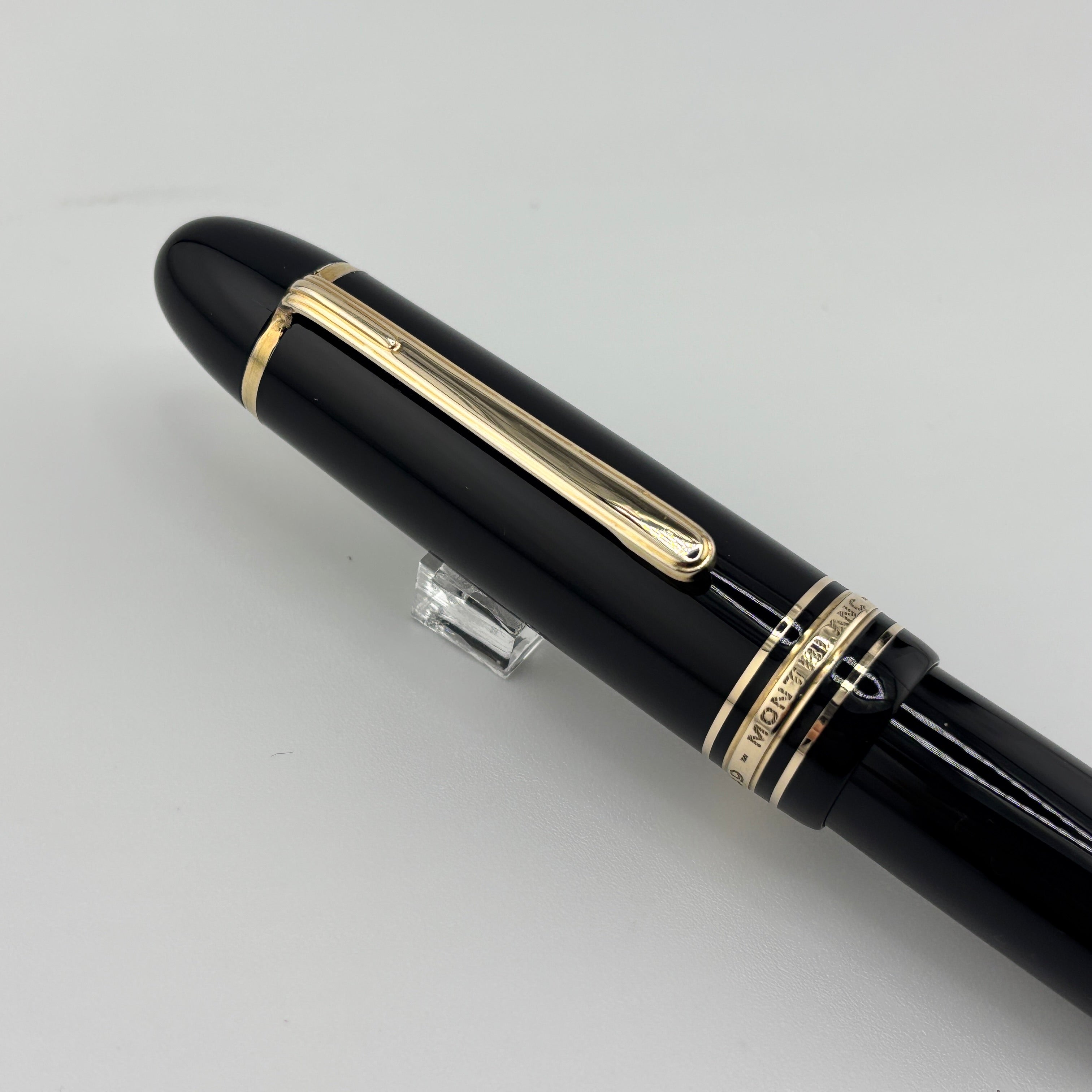 Montblanc 149 Fountain Pen Black - Flexy Extra Fine 14C Gold Nib