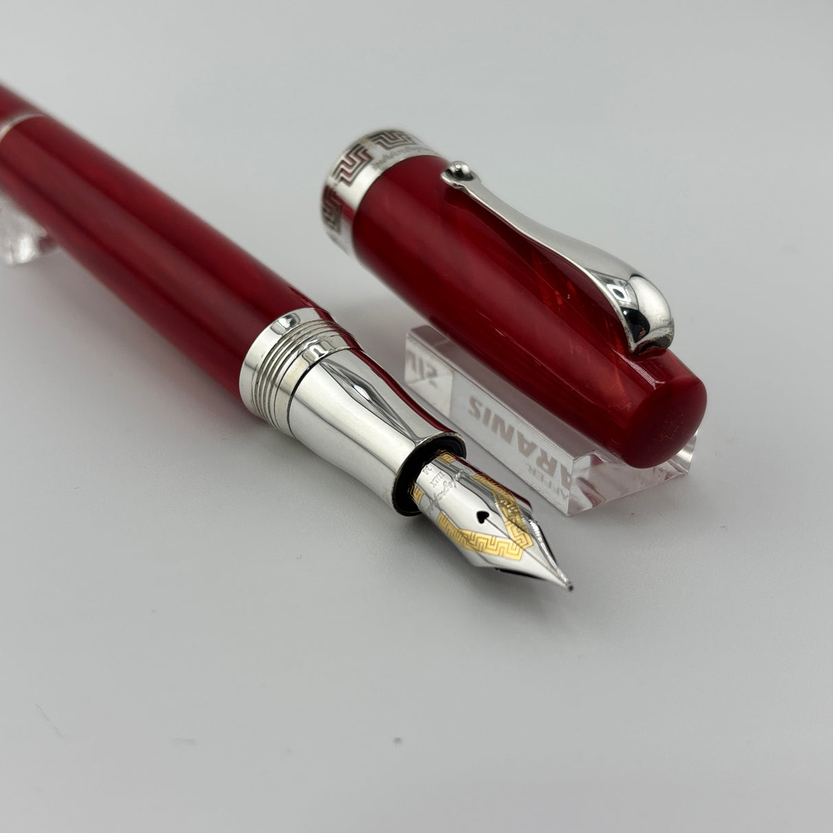 Montegrappa Historia Lustrous Red Marbled Celluloid Limited Edition Fountain Pen - Medium 18kt Gold  Nib