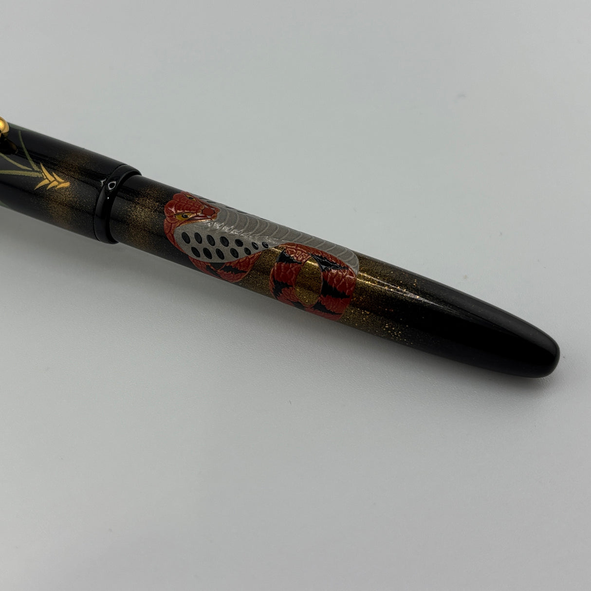 Namiki Yukari Maki-e King Cobra Limited Edition Fountain Pen - Medium 18kt Gold Nib
