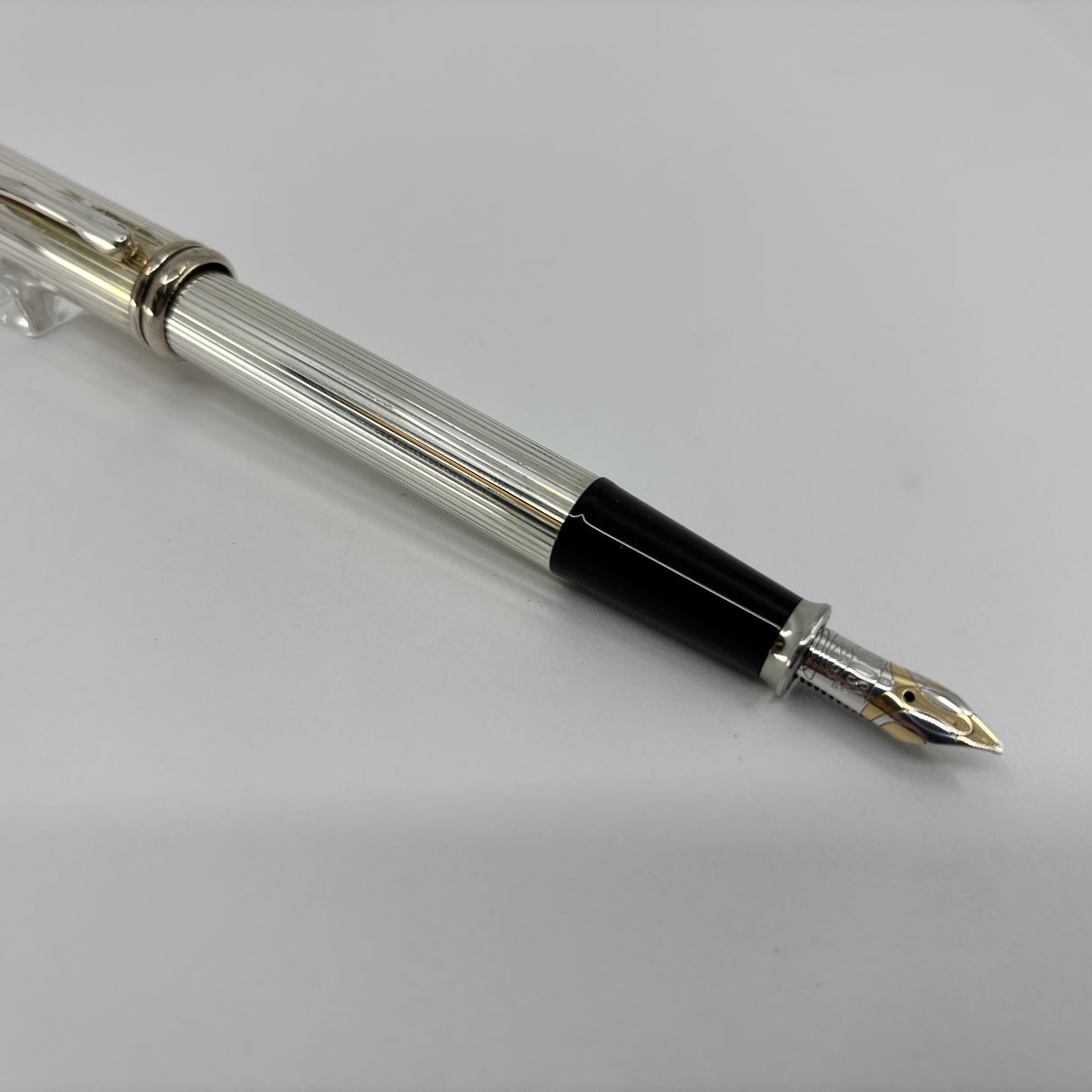 Cross Townsend Sterling Silver Fountain Pen - Made in USA - Broad 18kt Gold  Nib