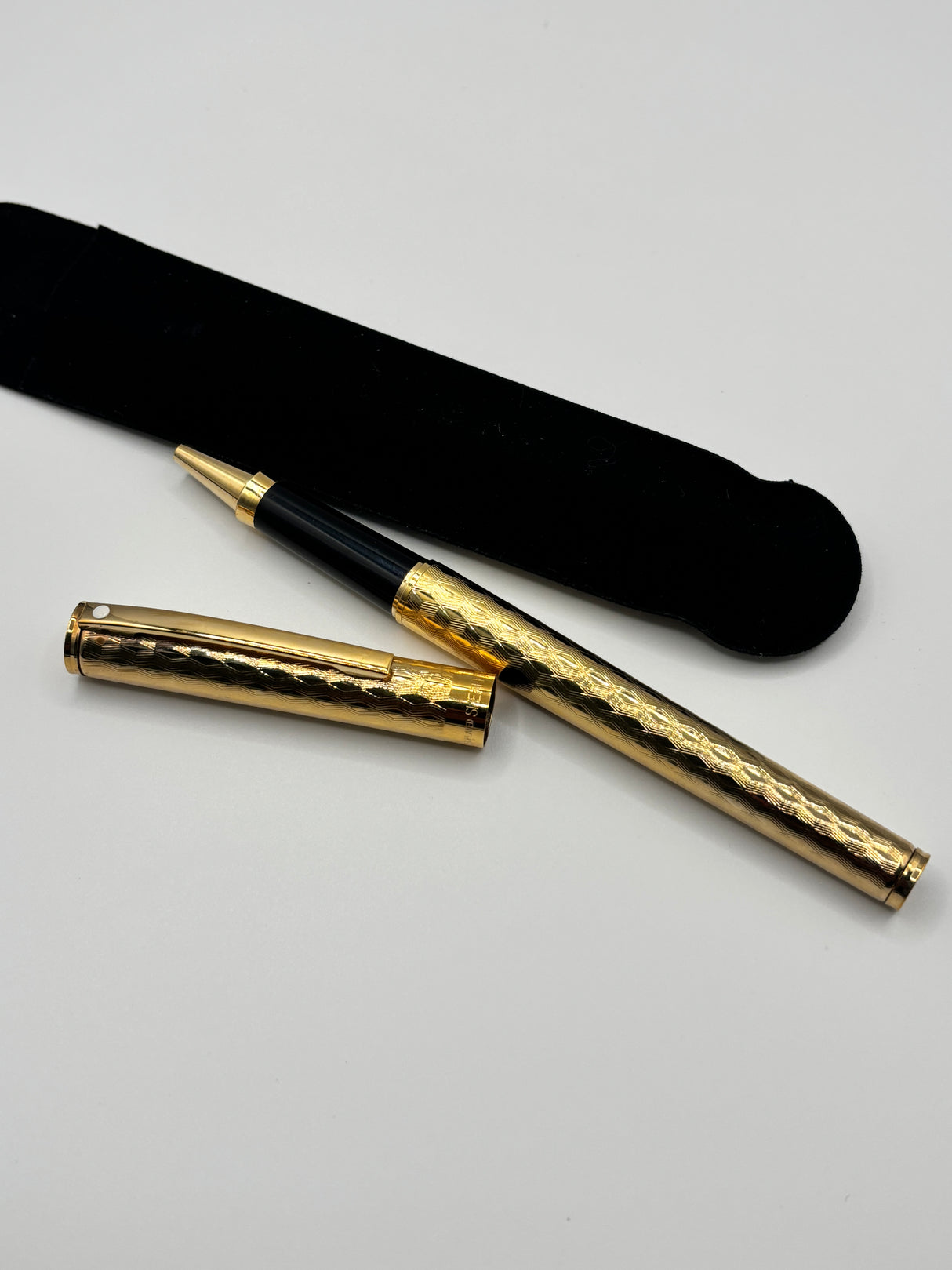 Sheaffer Fashion Gold Electroplated chased superb pen ! - Roller Ball  Made in USA