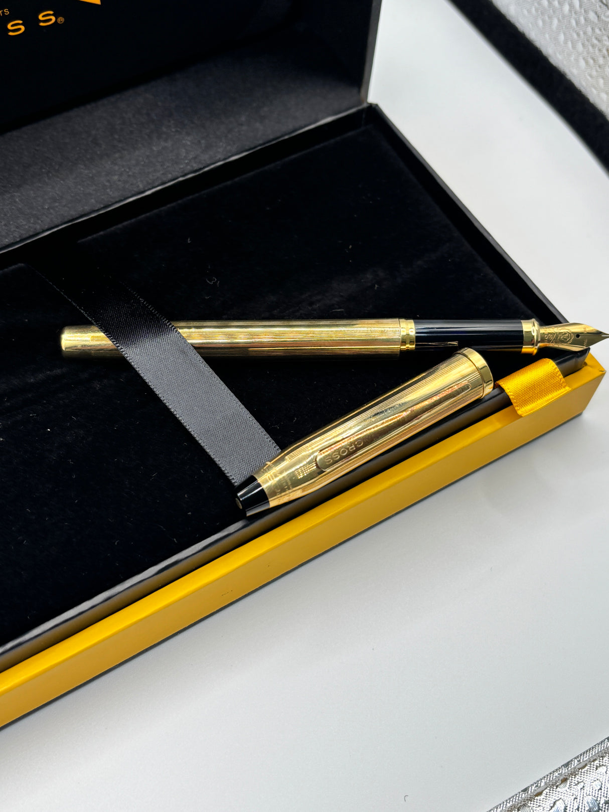Cross Century II 10K Filled/Rolled  gold nib 18K750 - Fountain Pen