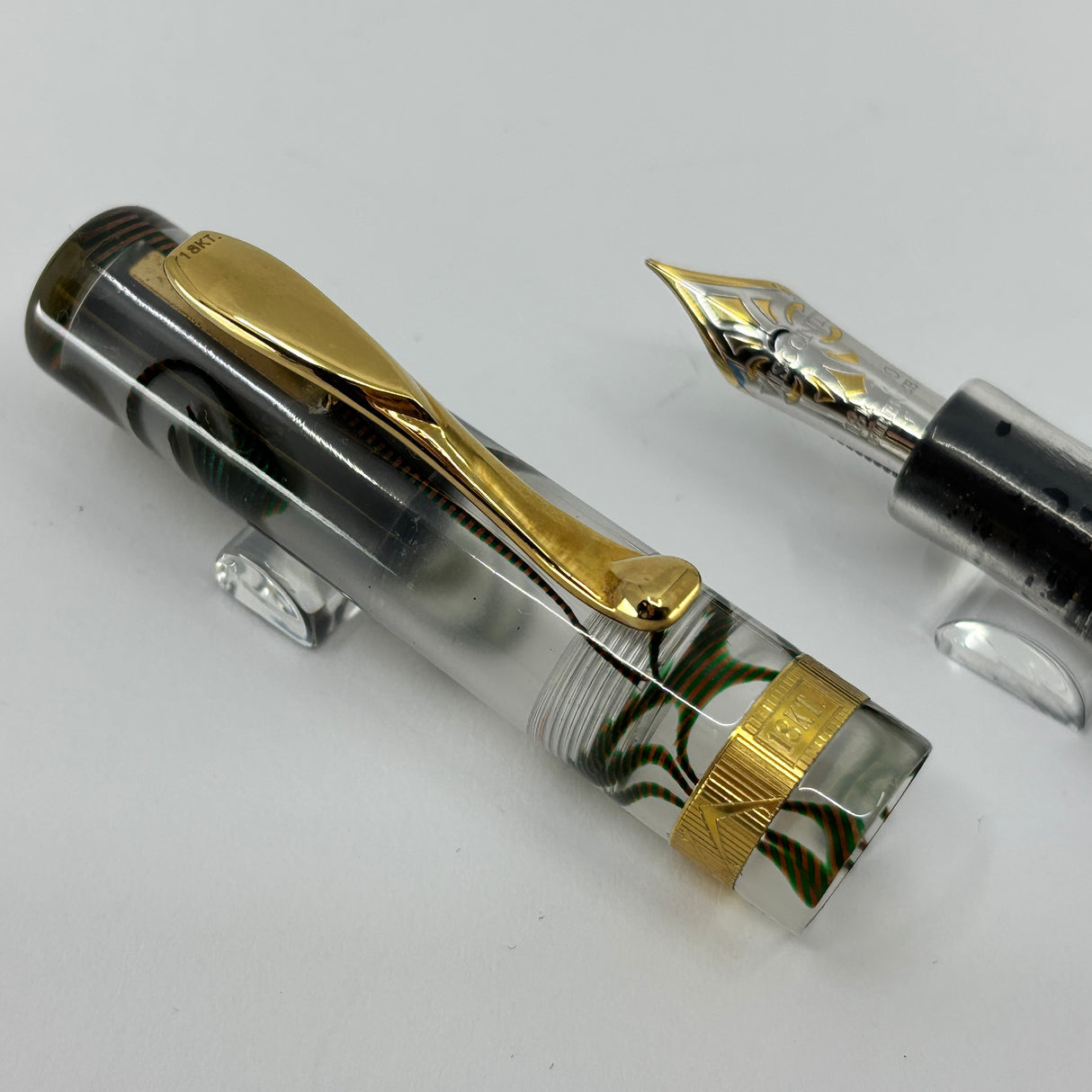 Visconti Voyager 18KT Demonstrator Limited Edition Fountain Pen - Clip & Cap Band are 18kt Gold + Fine 18kt Gold  Nib!!!