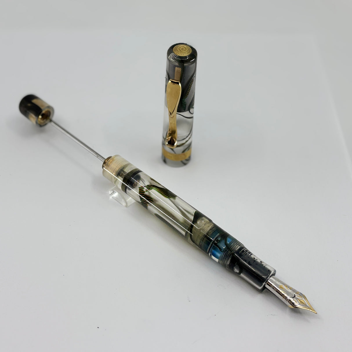 Visconti Voyager 18KT Demonstrator Limited Edition Fountain Pen - Clip & Cap Band are 18kt Gold + Fine 18kt Gold  Nib!!!