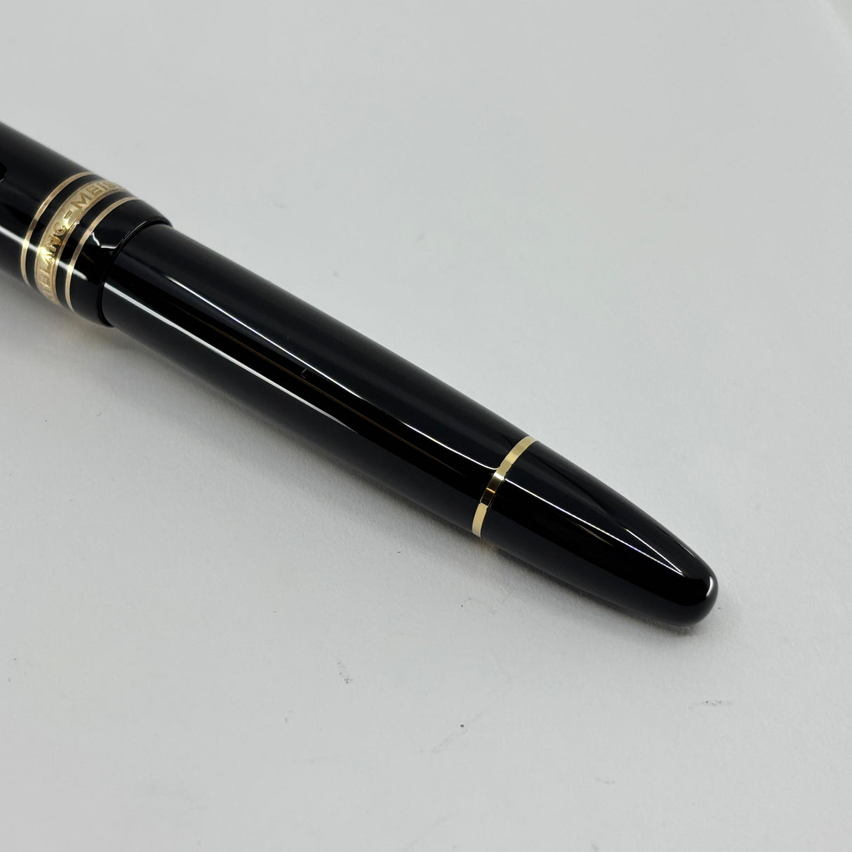 Montblanc Black Meisterstuck #146 LeGrand Fountain Pen - Fine 14kt Gold  Nib