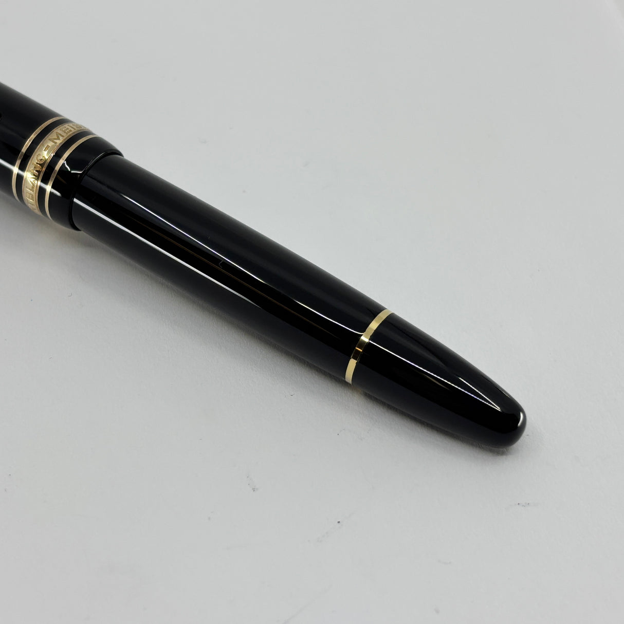 Montblanc Black Meisterstuck #146 LeGrand Fountain Pen - Fine 14kt Gold  Nib