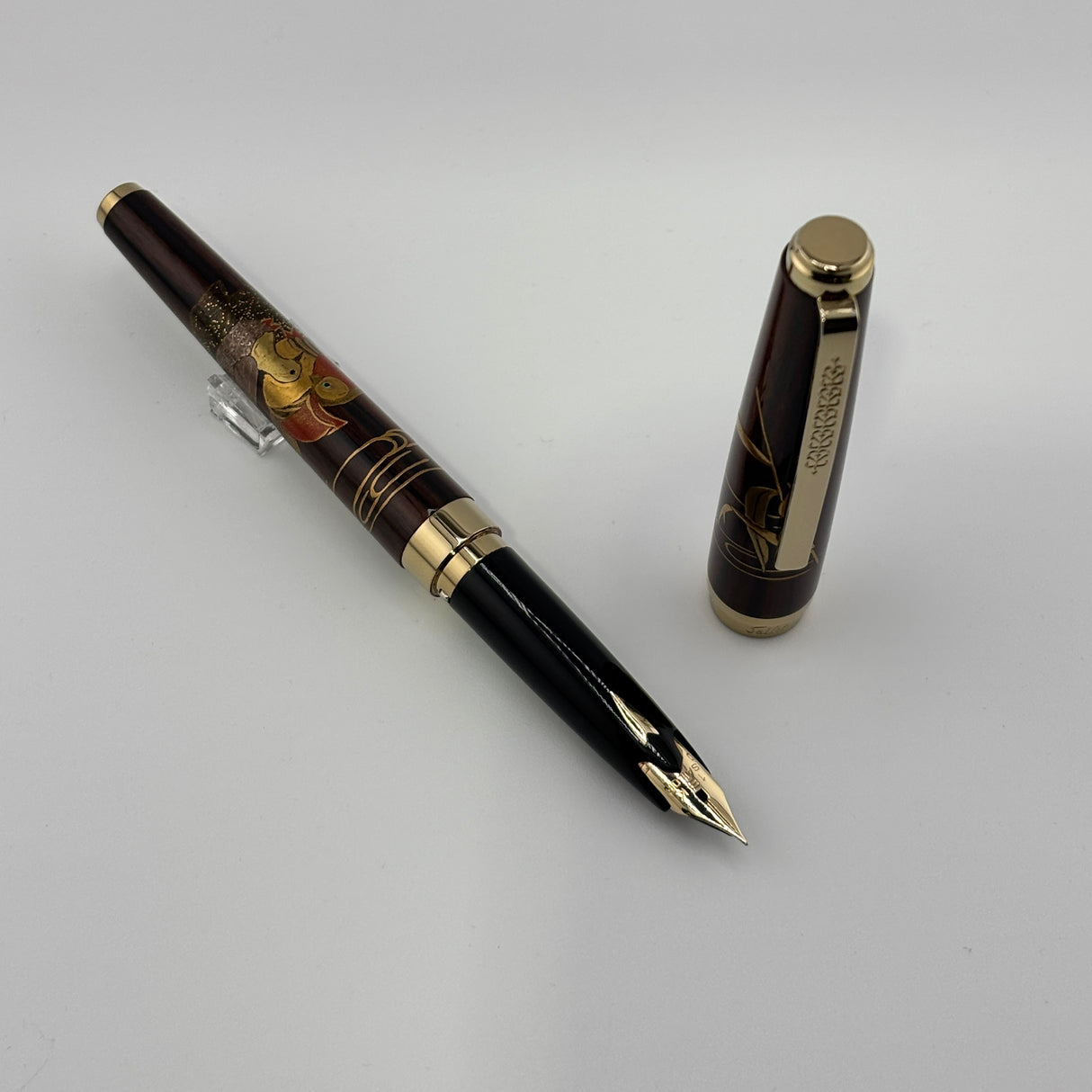 Sailor Kaga Taga Maki-e Oshidori  Mandarin Duck Ebony Rosewood Fountain Pen - Extremely Rare !