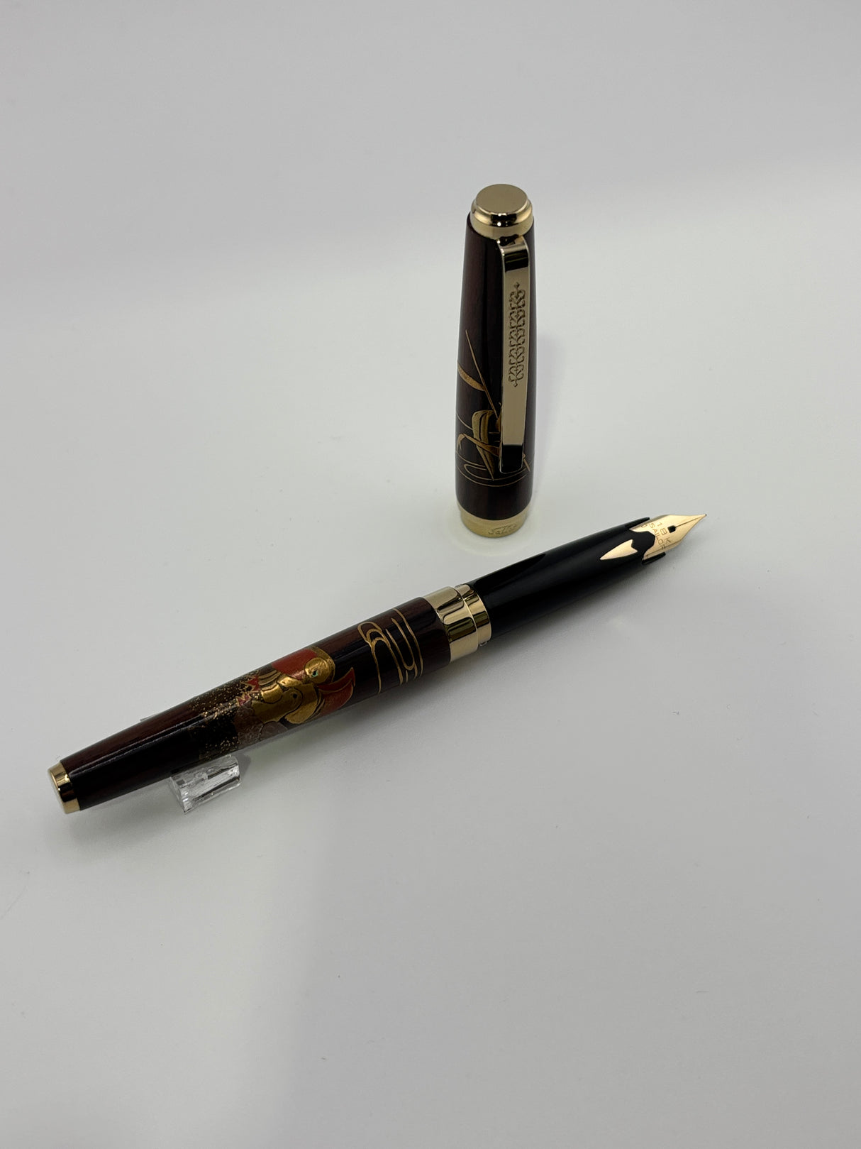 Sailor Kaga Taga Maki-e Oshidori  Mandarin Duck Ebony Rosewood Fountain Pen - Extremely Rare !
