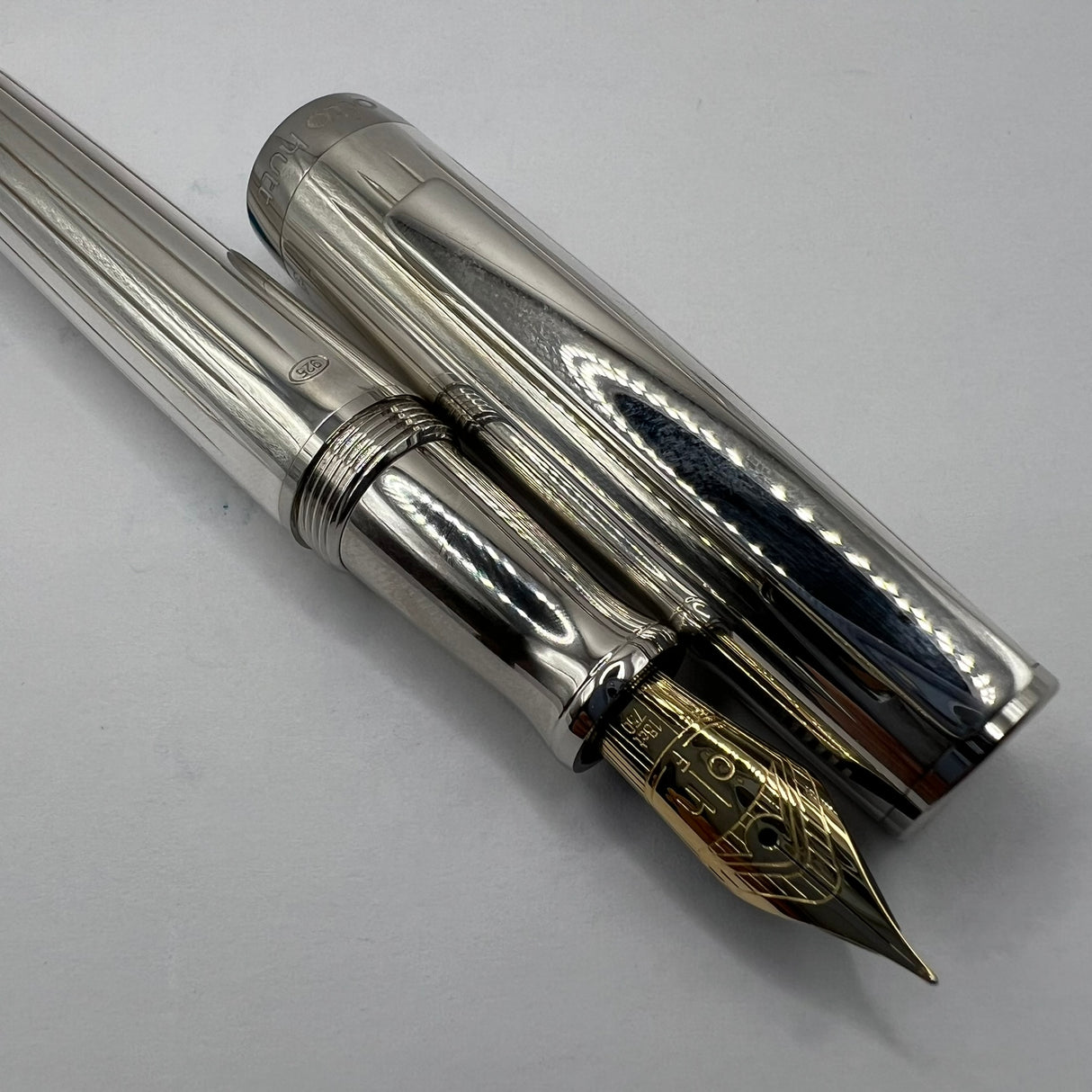 Otto Hutt 07 Design Sterling Silver Top-of-the-Line Fountain Pen   - Large Fine Semi-Flex 18kt Gold Nib