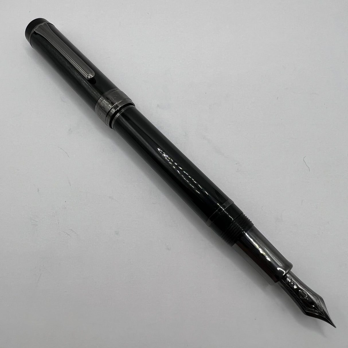 Sailor Cylint Black Stainless Steel Fountain Pen   - Fine 21kt Gold Nib