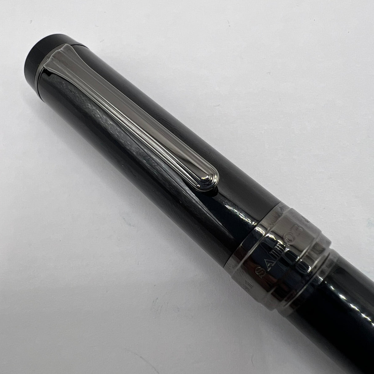 Sailor Cylint Black Stainless Steel Fountain Pen   - Fine 21kt Gold Nib