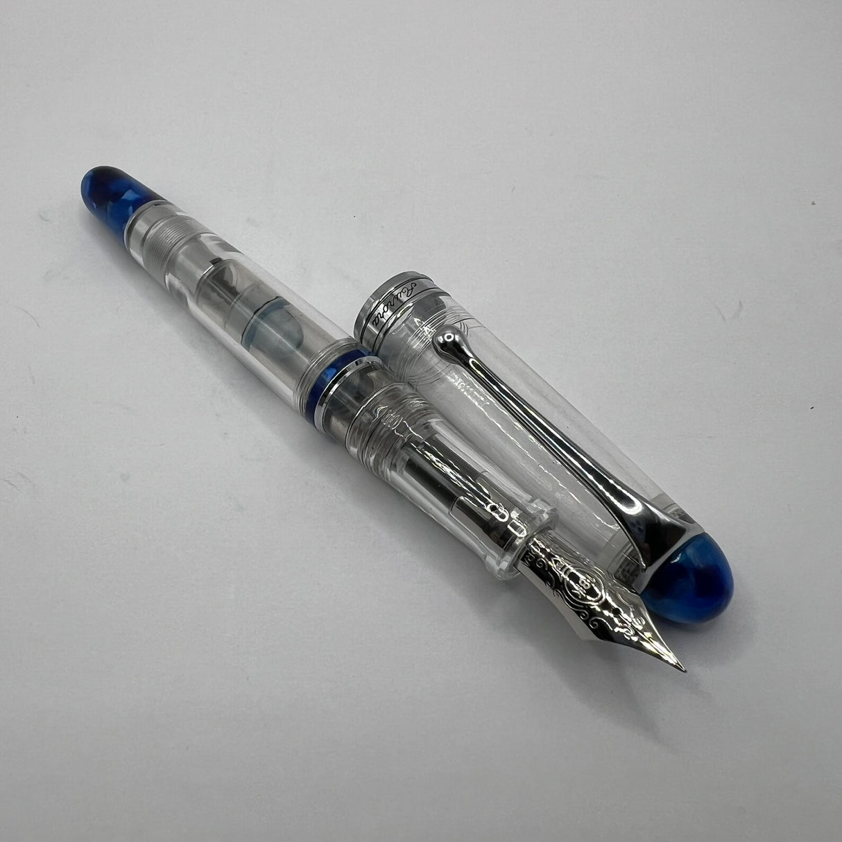Aurora 88 Minerali Azurite Demonstrator Limited Edition Fountain Pen  -  Extra Fine 18kt Gold Nib