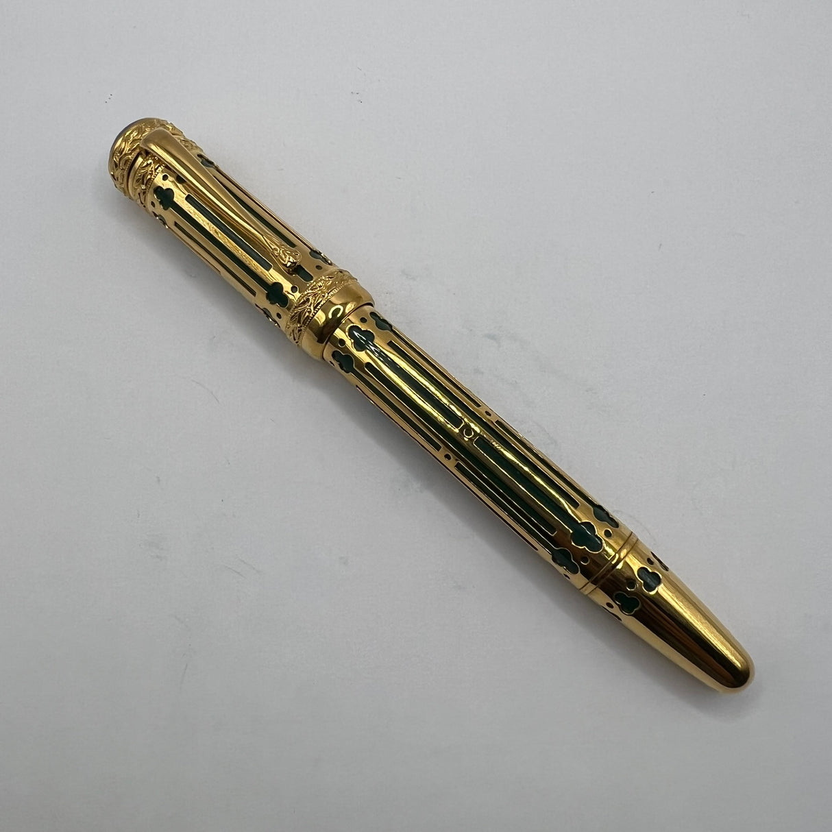 Montblanc Peter The Great Patron Of The Arts Limited  Edition  Fountain Pen-  Fine 18t Gold Nib