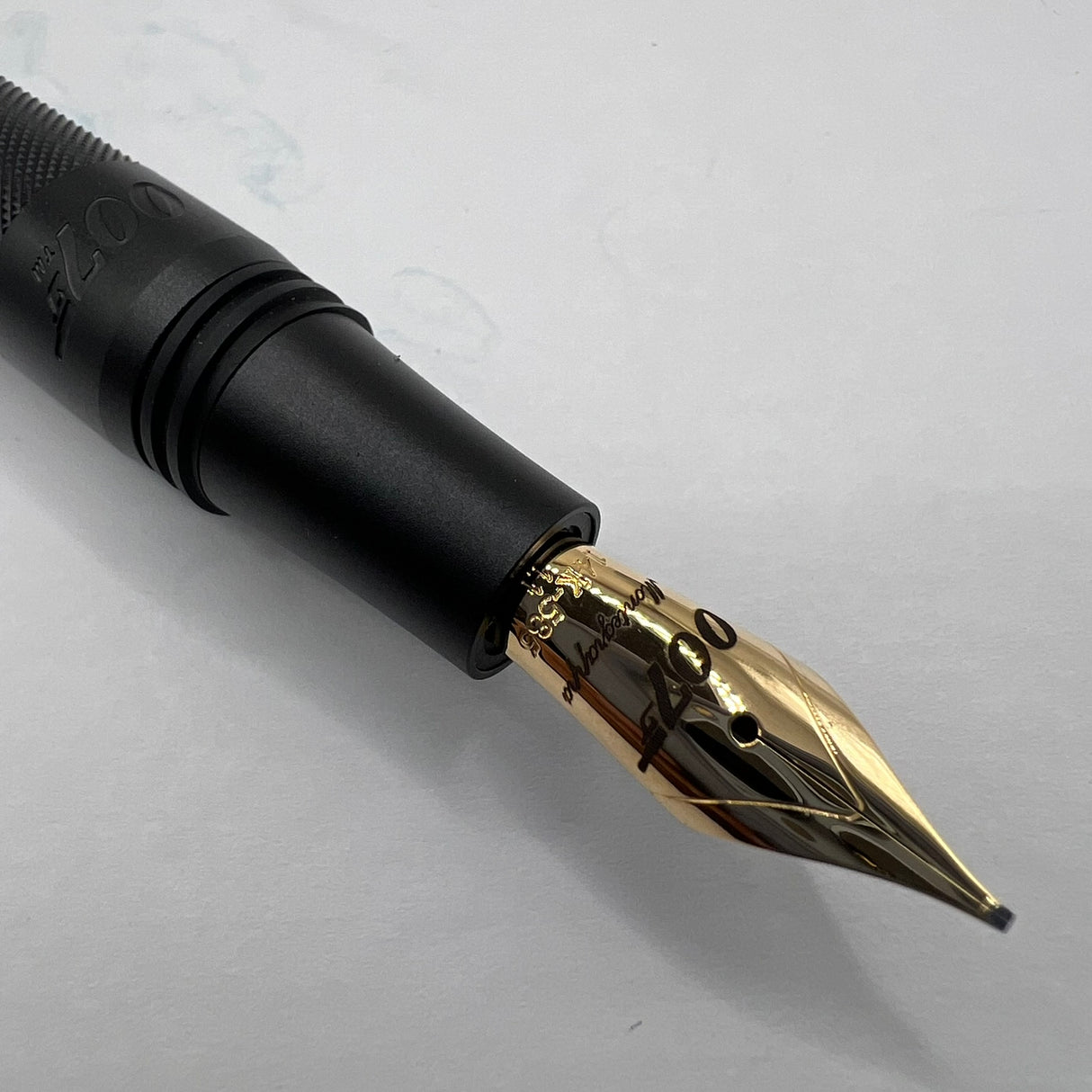 Montegrappa 007 James Bond Special Issue Fountain Pen -  STUB 1.1mm 14kt Gold Nib