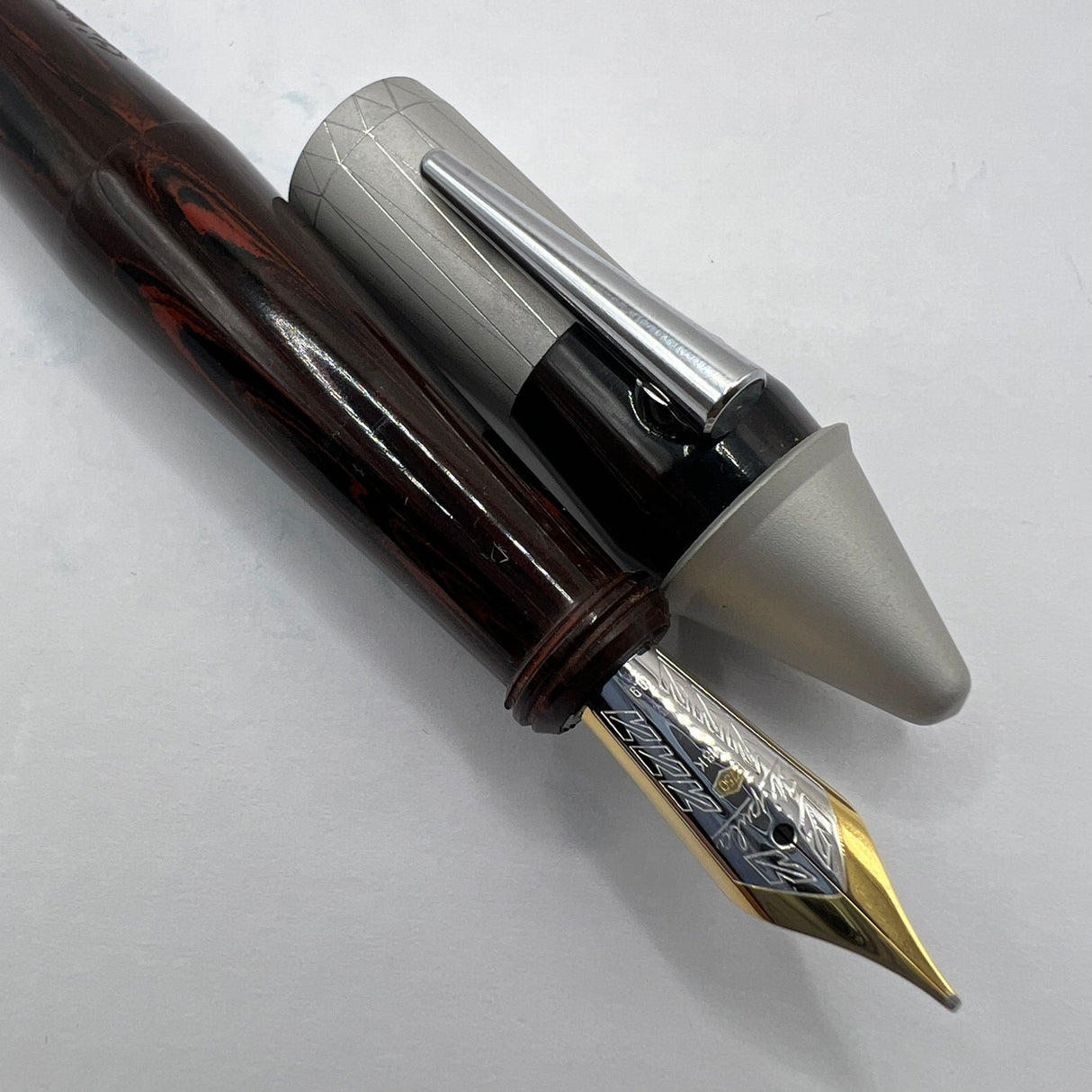Stipula Pinocchio Limited Edition Woodgrain Ebonite Fountain Pen  -  STUB 0.9mm 18kt Gold Nib