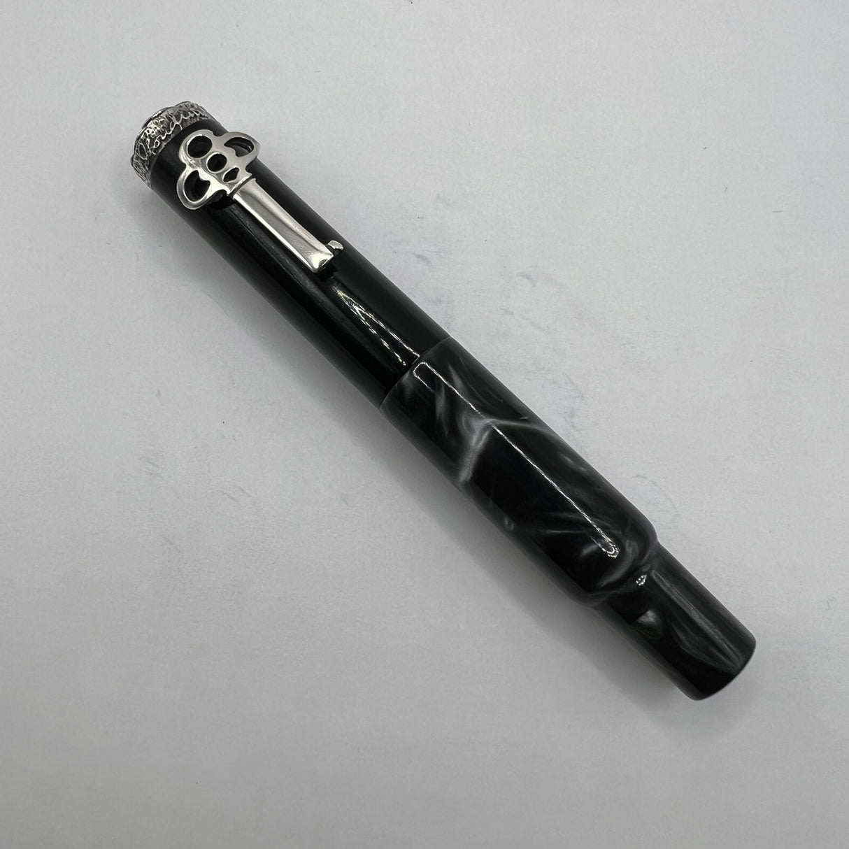 Krone Harry Houdini Limited Edition Fountain Pen   -  Medium 18kt Gold Nib  - With Authenticated Original Key Used by Houdini!