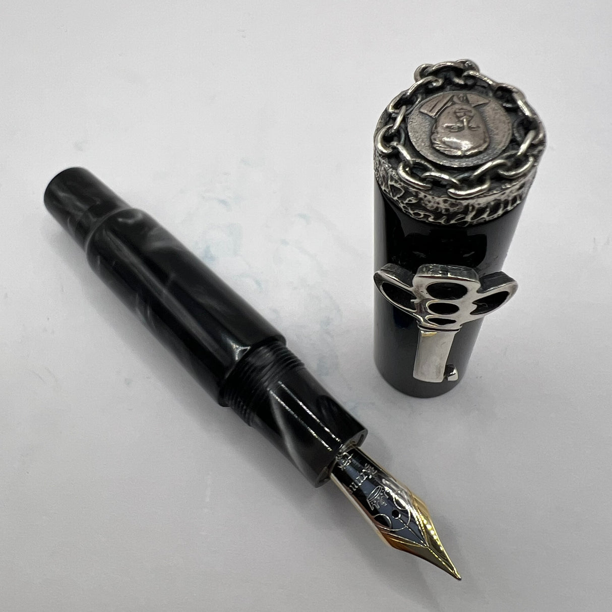 Krone Harry Houdini Limited Edition Fountain Pen   -  Medium 18kt Gold Nib  - With Authenticated Original Key Used by Houdini!