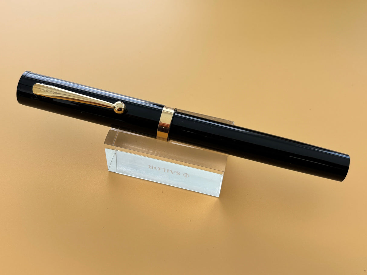 Sheaffer " Le Black Pen " circa 1990 New condition and boxed  - Fountain Pen