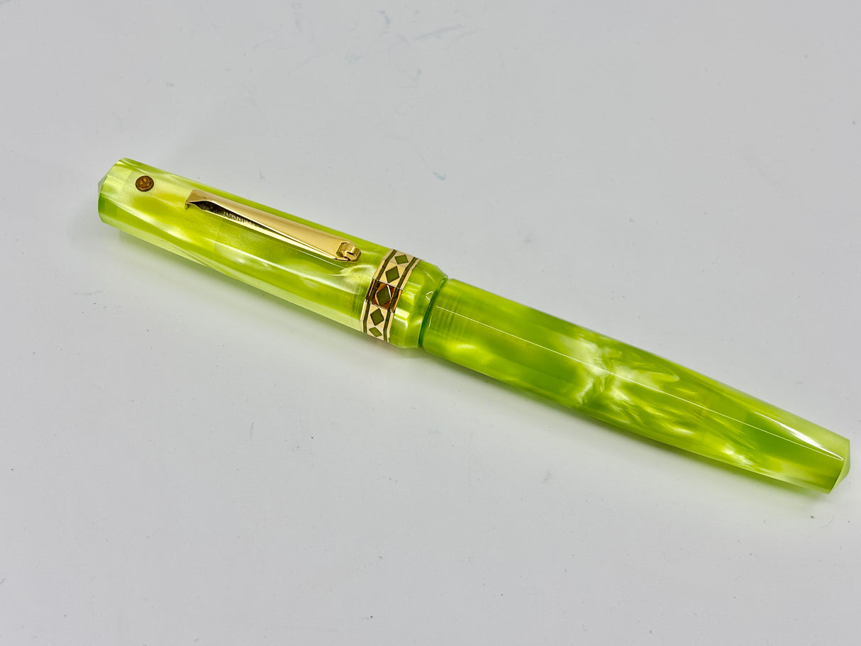 Wahl-Eversharp Oversize Doric Green Cathay Fountain Pen