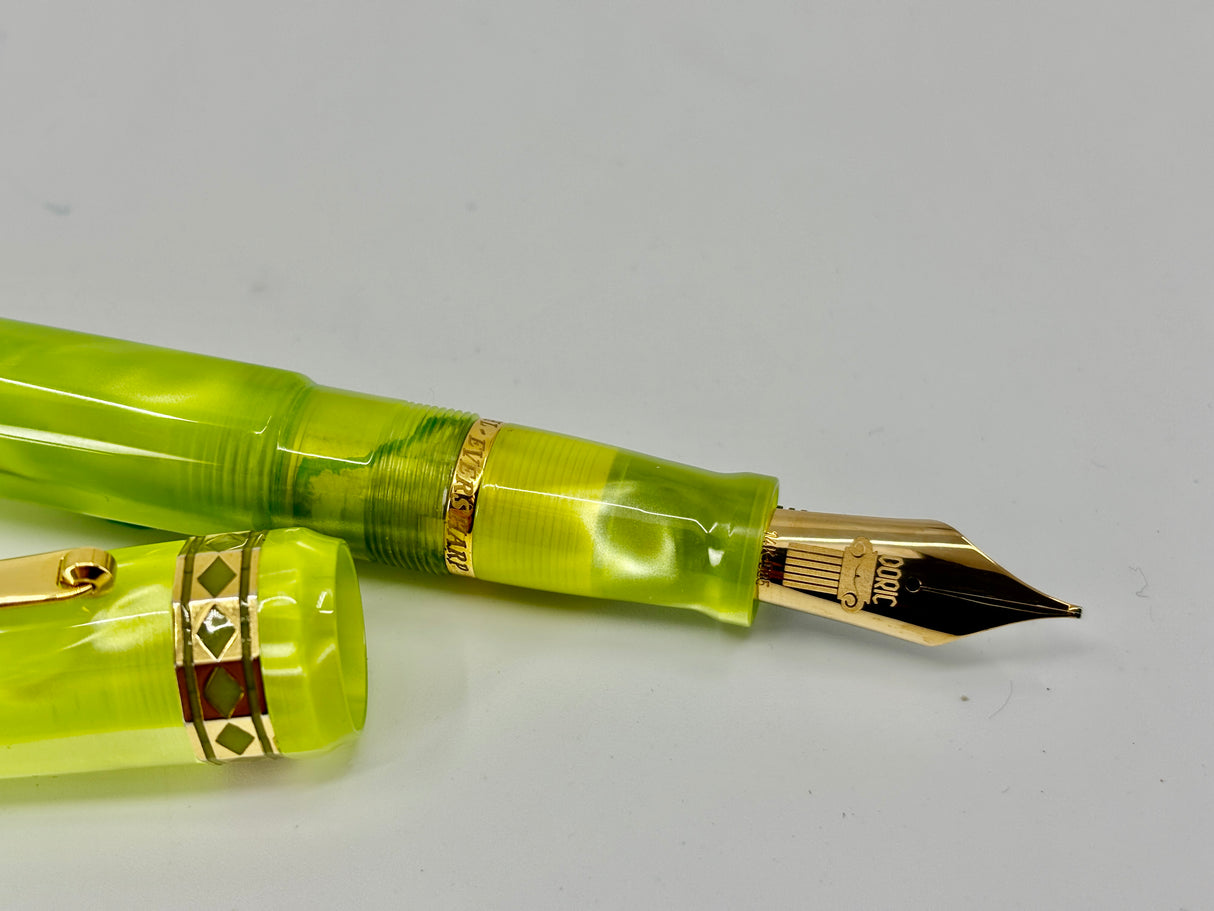 Wahl-Eversharp Oversize Doric Green Cathay Fountain Pen