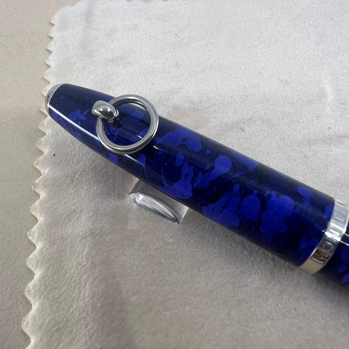 Montblanc Muses Elizabeth Taylor Special Edition Ballpoint Pen