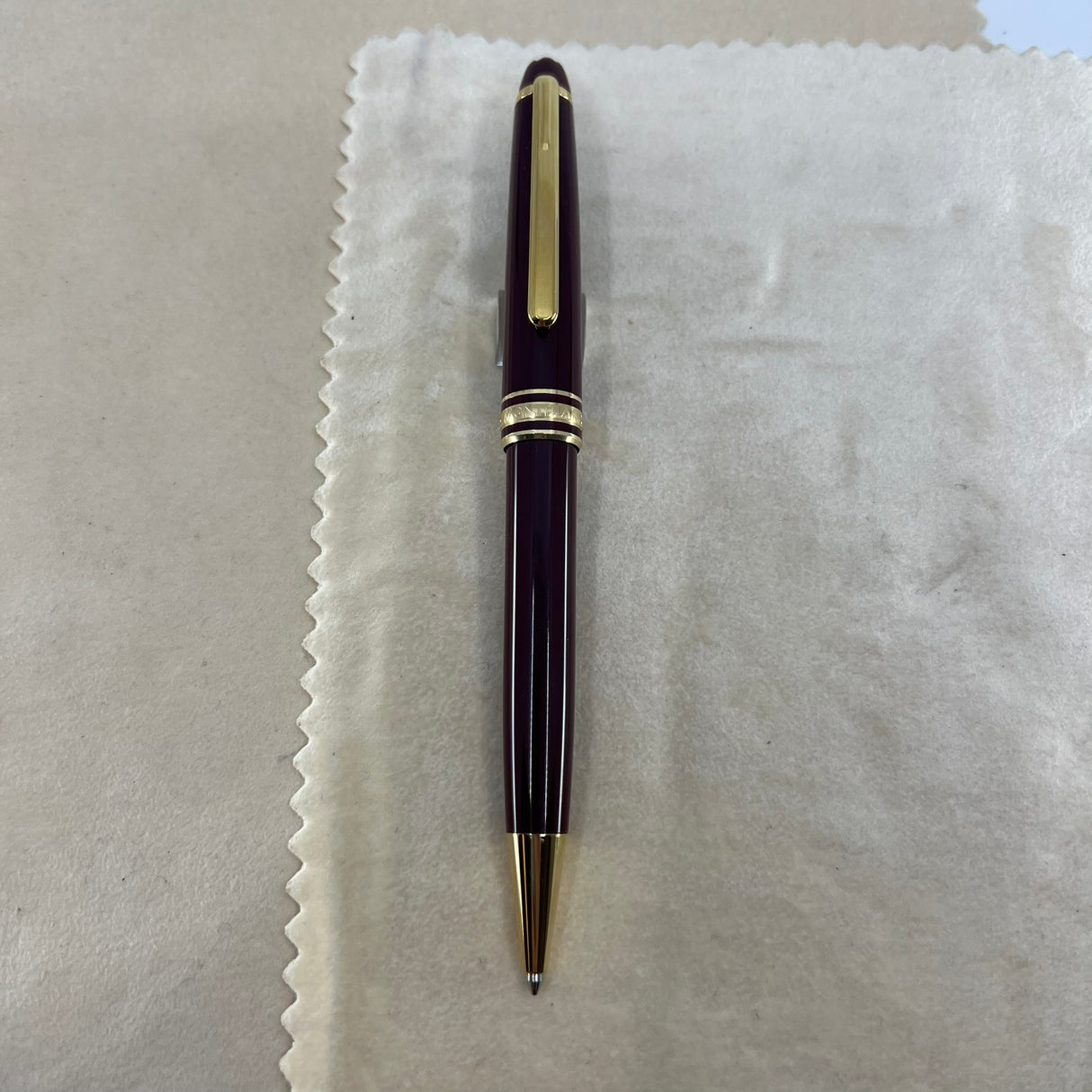 Montblanc Classique #164 Bordeaux Ballpoint Pen