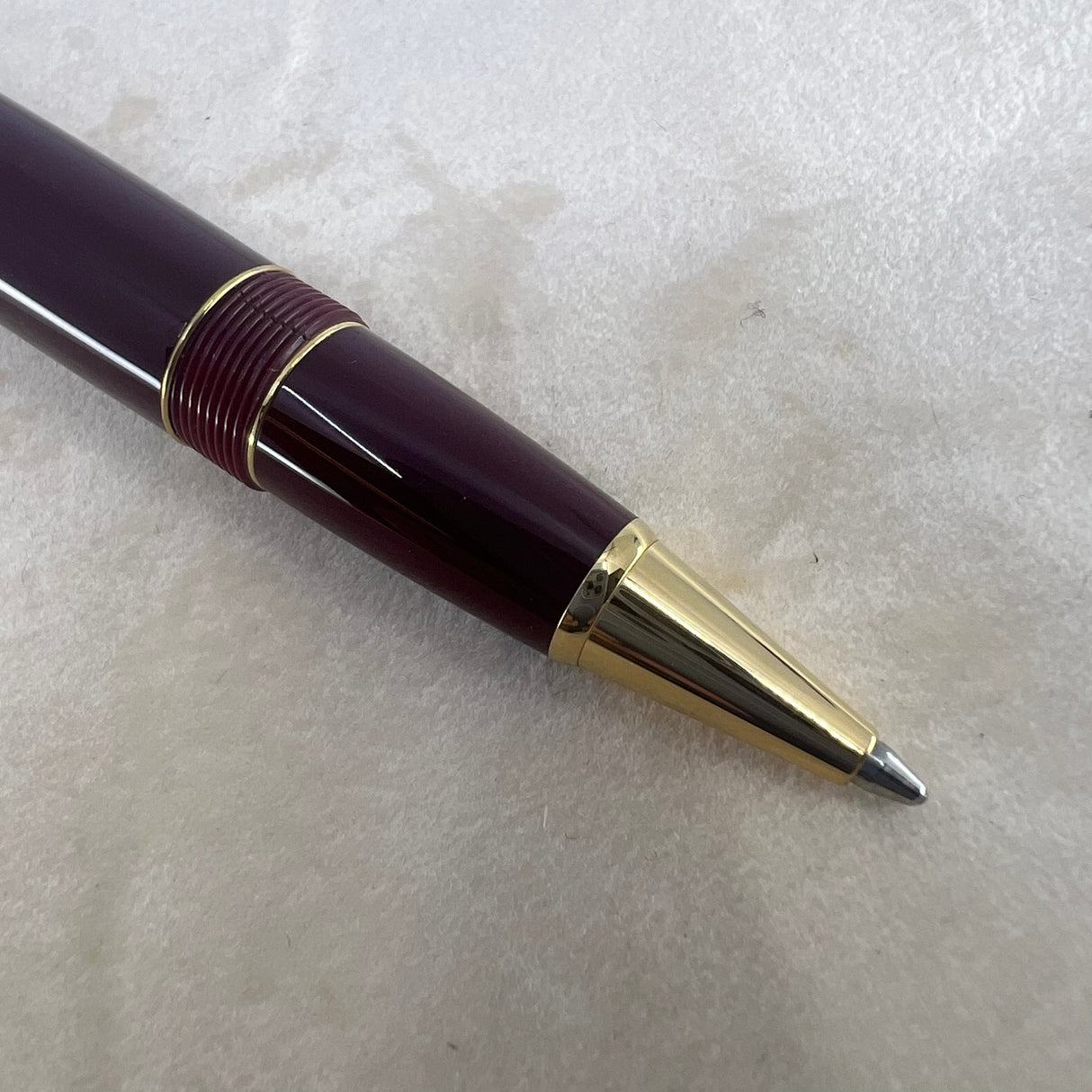 Montblanc Meisterstuck #162 Bordeaux Resin LeGrand  Rollerball (with Flaw)