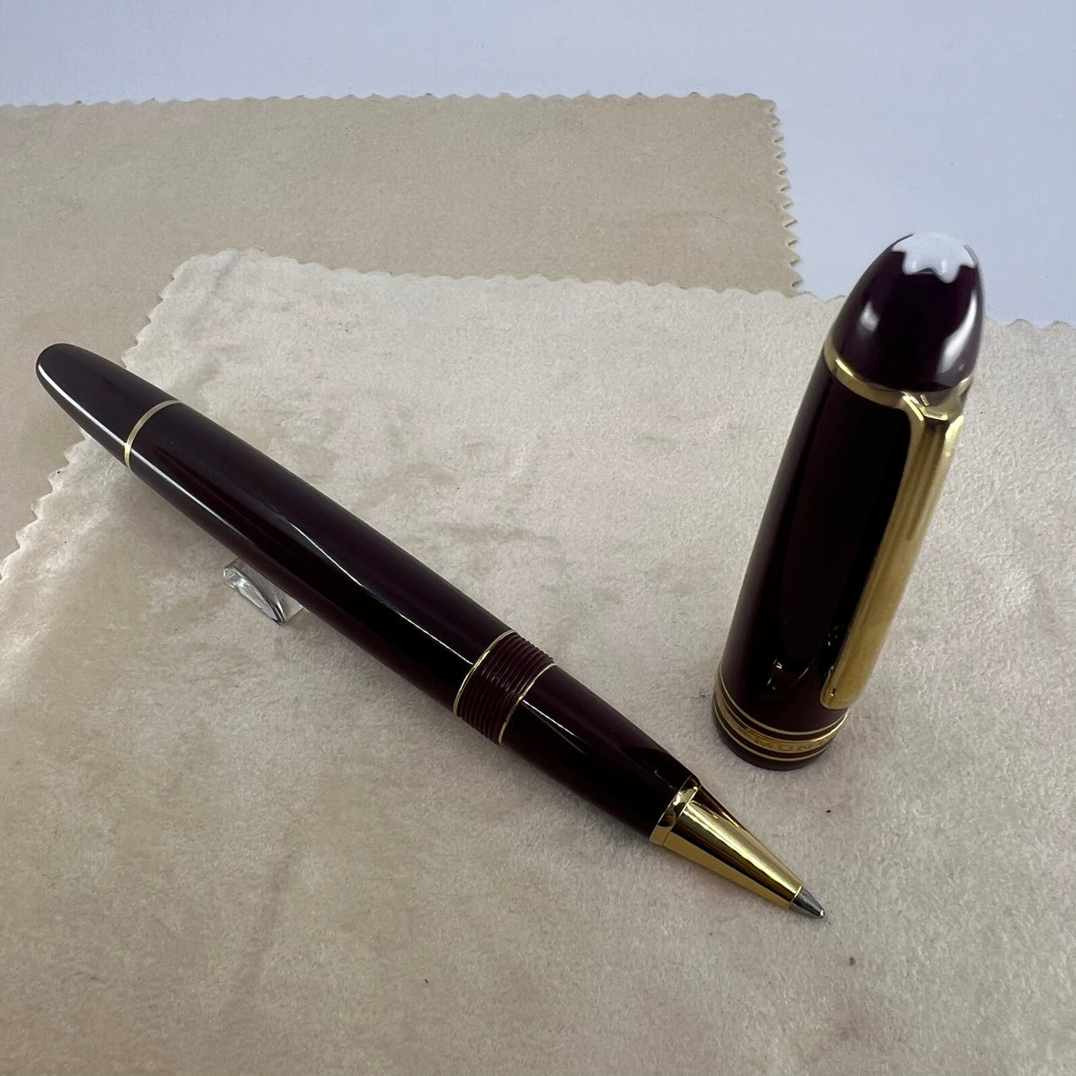Montblanc Meisterstuck #162 Bordeaux Resin LeGrand  Rollerball (with Flaw)