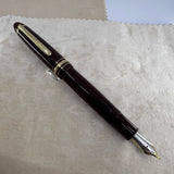 Montblanc Meisterstuck #146 LeGrand Bordeaux Fountain Pen   -  Fine 14kt Gold Nib - Engraved Cap