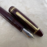 Montblanc Meisterstuck #146 LeGrand Bordeaux Fountain Pen   -  Fine 14kt Gold Nib - Engraved Cap