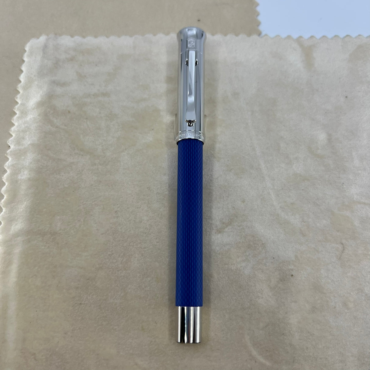 Graf Von Faber Castell Blue Resin Guilloche Fountain Pen  - Fine 18 Kt Gold Nib
