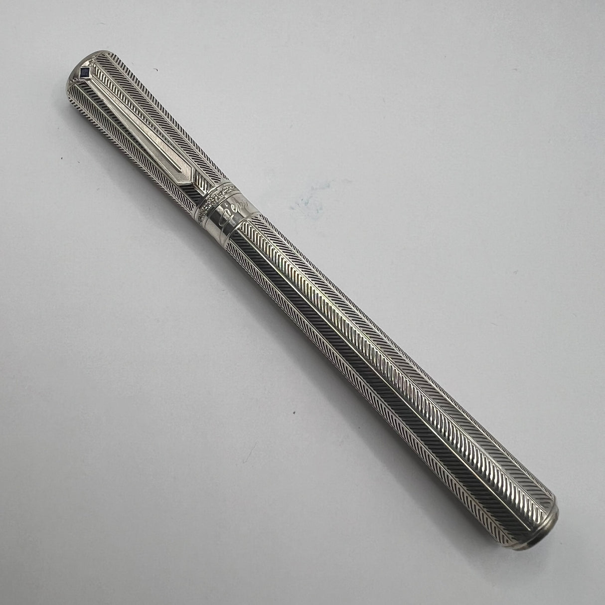 Montblanc Marlene Dietrich Sterling Silver & Diamond Limited Edition 1901 Fountain Pen -  Medium 18kt Gold Nib